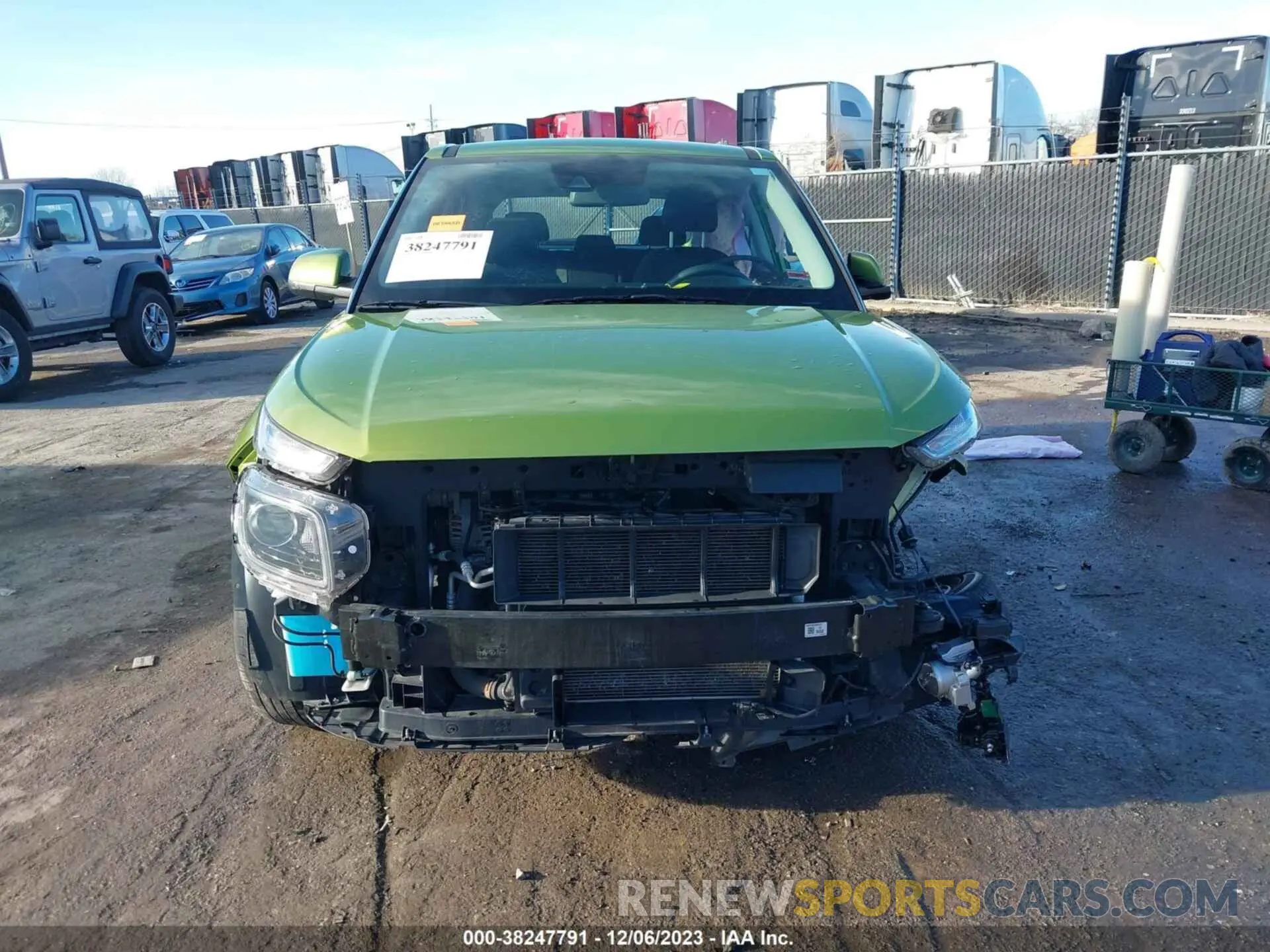 13 Photograph of a damaged car KMHRB8A39NU140634 HYUNDAI VENUE 2022