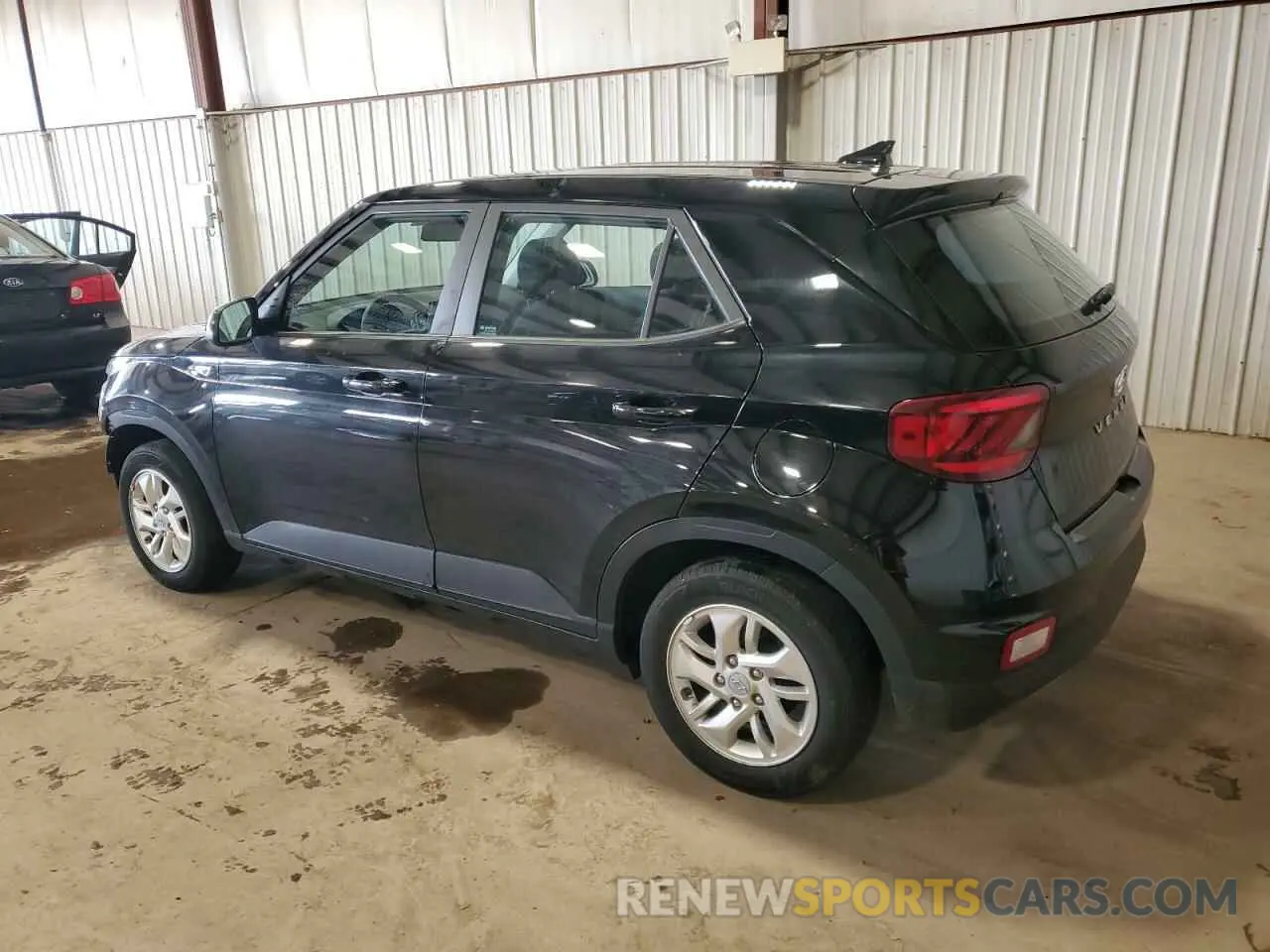 2 Photograph of a damaged car KMHRB8A39NU142464 HYUNDAI VENUE 2022