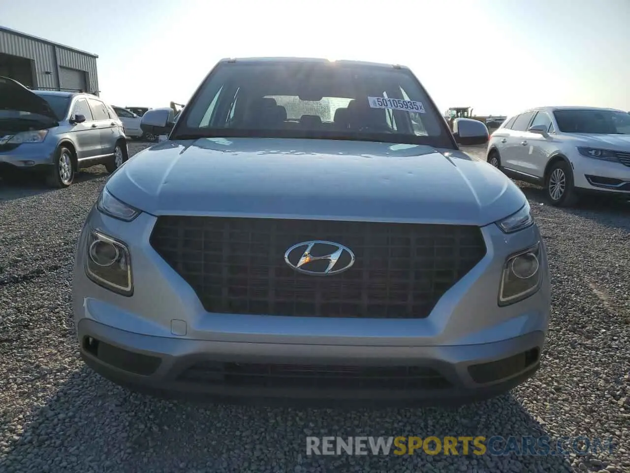 5 Photograph of a damaged car KMHRB8A3XNU197179 HYUNDAI VENUE 2022