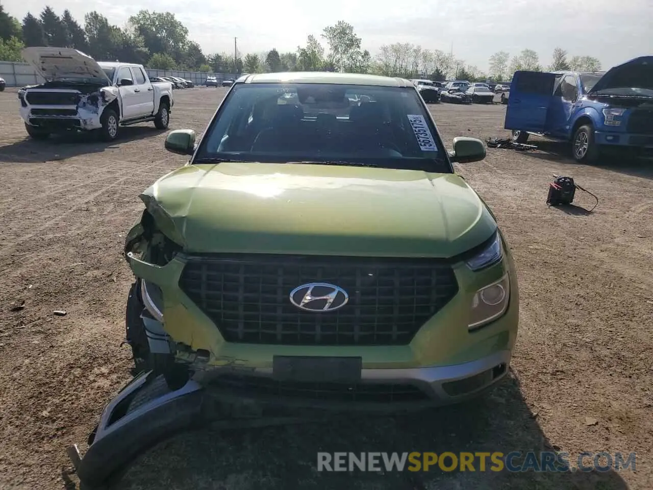5 Photograph of a damaged car KMHRB8A3XNU198154 HYUNDAI VENUE 2022