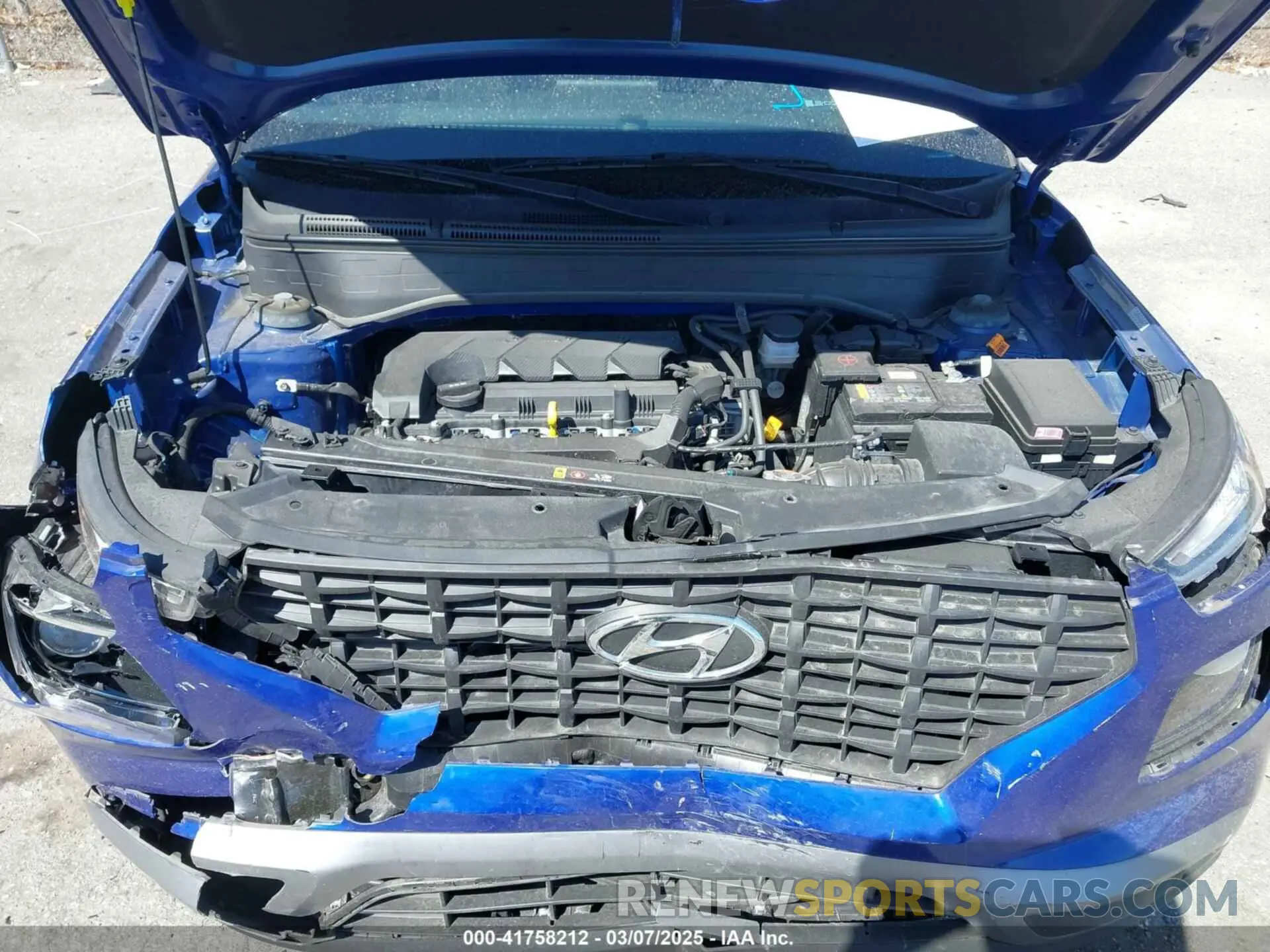 10 Photograph of a damaged car KMHRB8A3XNU199174 HYUNDAI VENUE 2022