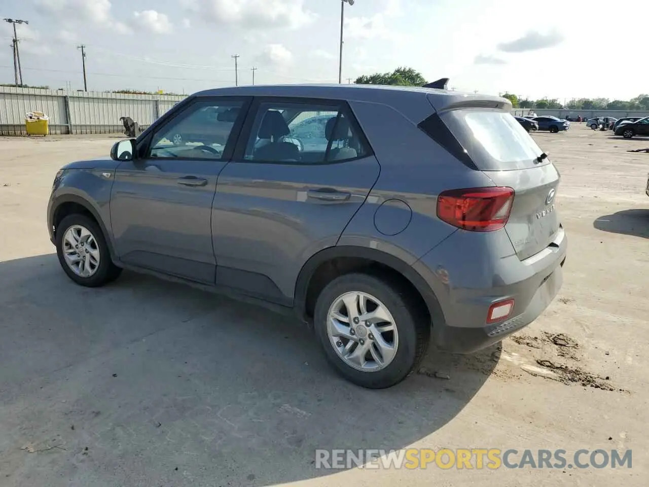 2 Photograph of a damaged car KMHRB8A3XNU202770 HYUNDAI VENUE 2022