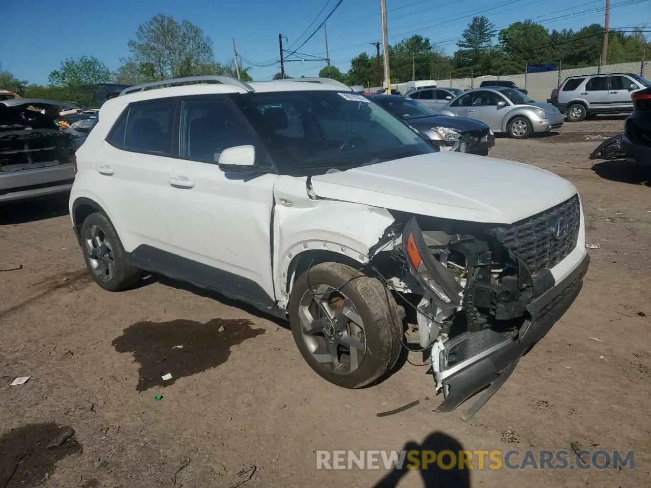 4 Photograph of a damaged car KMHRC8A30NU159277 HYUNDAI VENUE 2022
