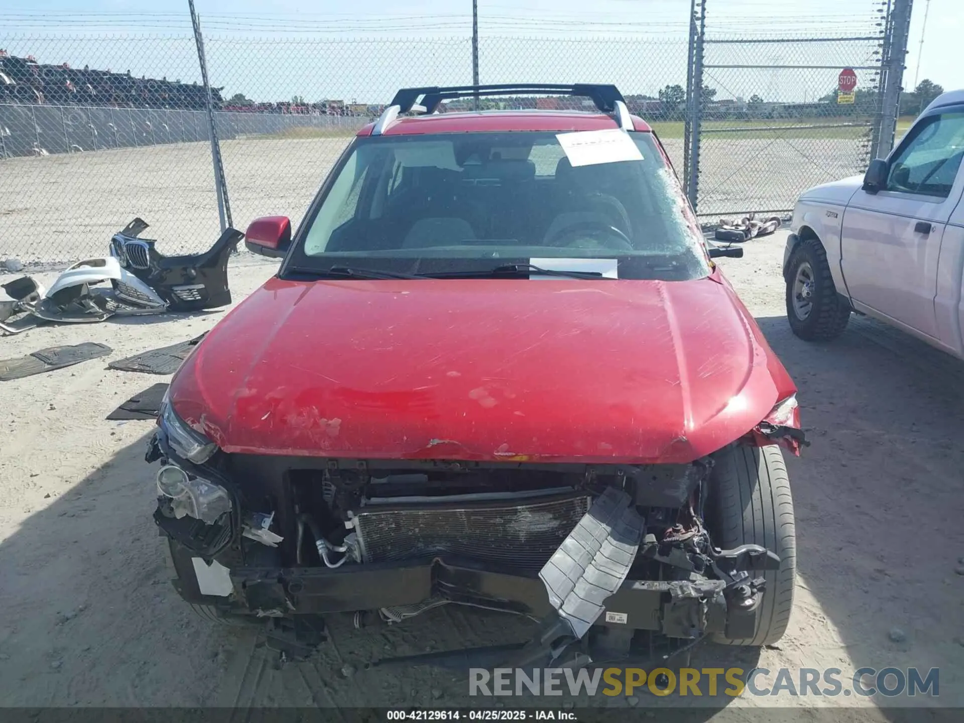 12 Photograph of a damaged car KMHRC8A31NU176797 HYUNDAI VENUE 2022