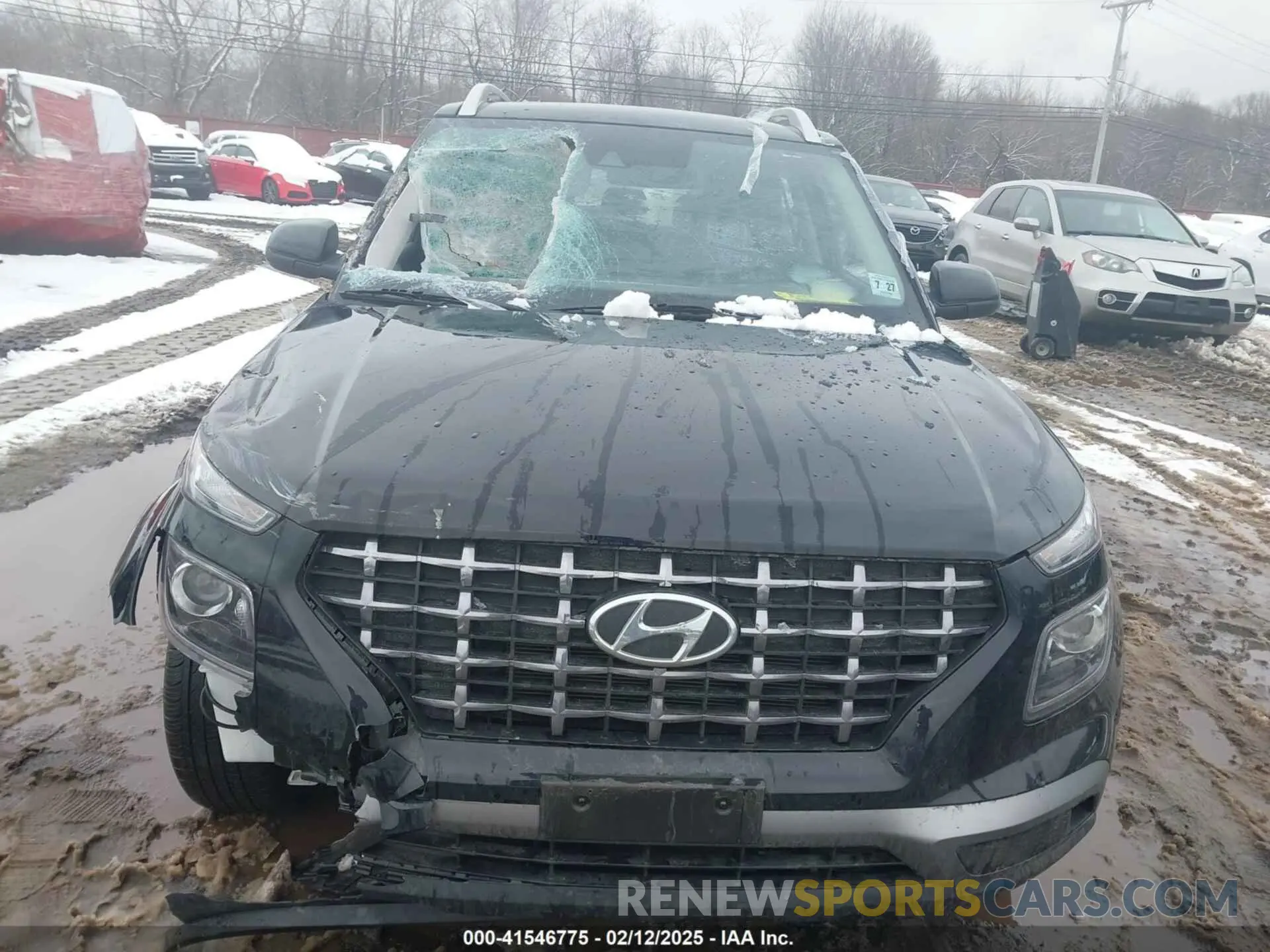 12 Photograph of a damaged car KMHRC8A31NU188951 HYUNDAI VENUE 2022