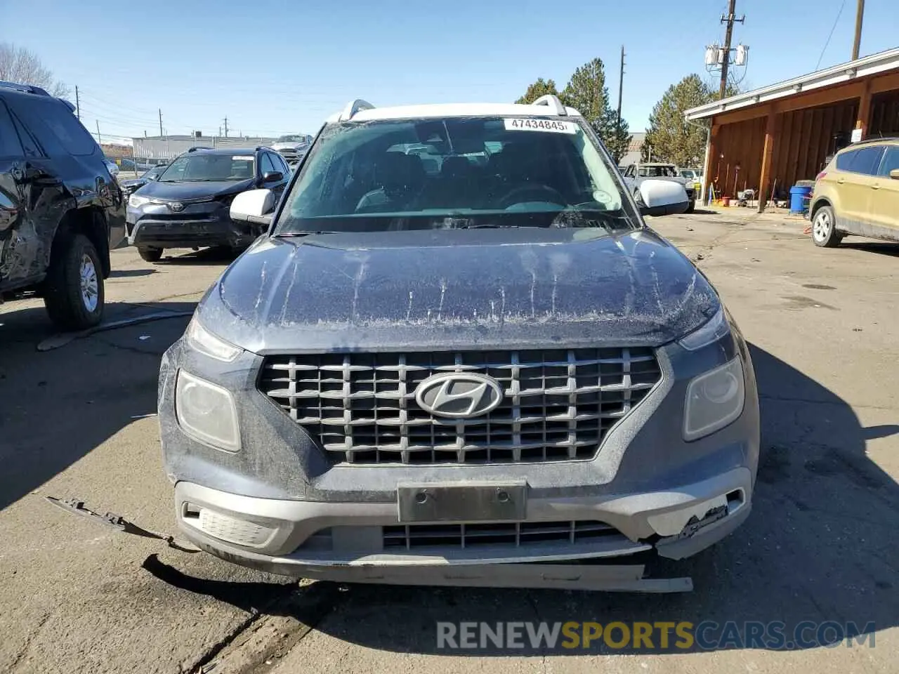 5 Photograph of a damaged car KMHRC8A33NU151481 HYUNDAI VENUE 2022