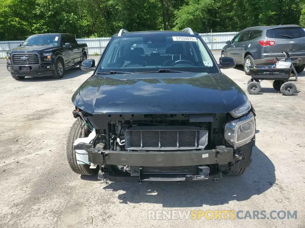 5 Photograph of a damaged car KMHRC8A33NU166014 HYUNDAI VENUE 2022