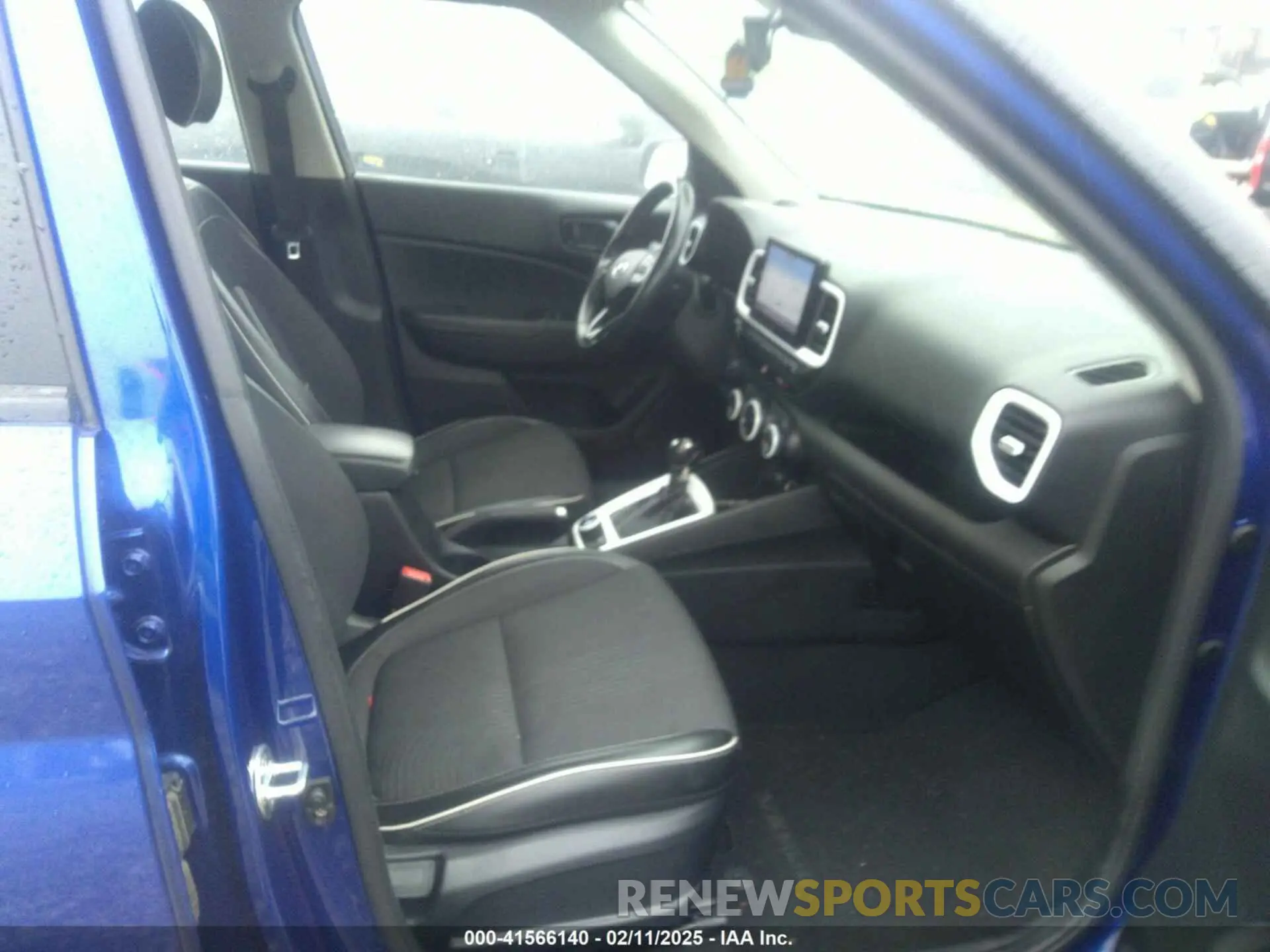 5 Photograph of a damaged car KMHRC8A33NU201733 HYUNDAI VENUE 2022