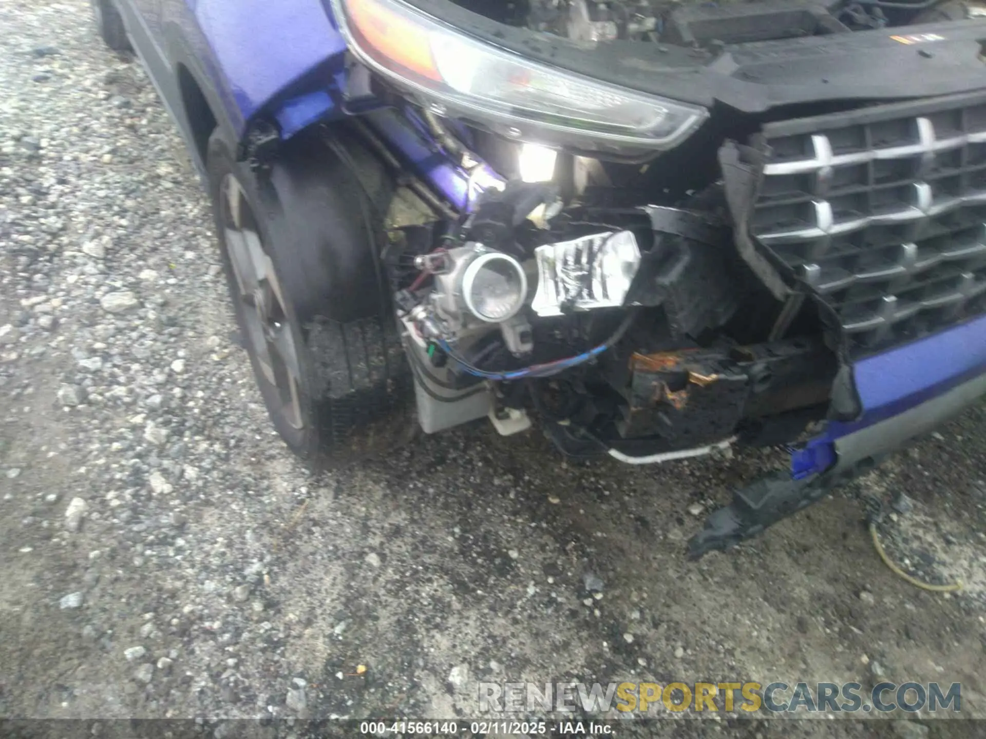 6 Photograph of a damaged car KMHRC8A33NU201733 HYUNDAI VENUE 2022