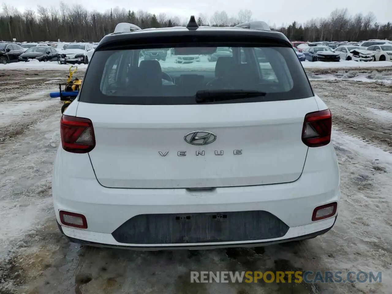 6 Photograph of a damaged car KMHRC8A33NU205829 HYUNDAI VENUE 2022