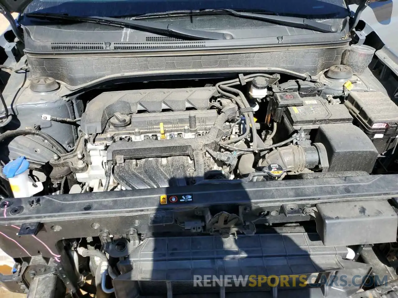 11 Photograph of a damaged car KMHRC8A34NU207329 HYUNDAI VENUE 2022