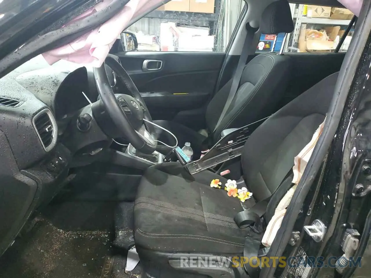 7 Photograph of a damaged car KMHRC8A36NU189674 HYUNDAI VENUE 2022