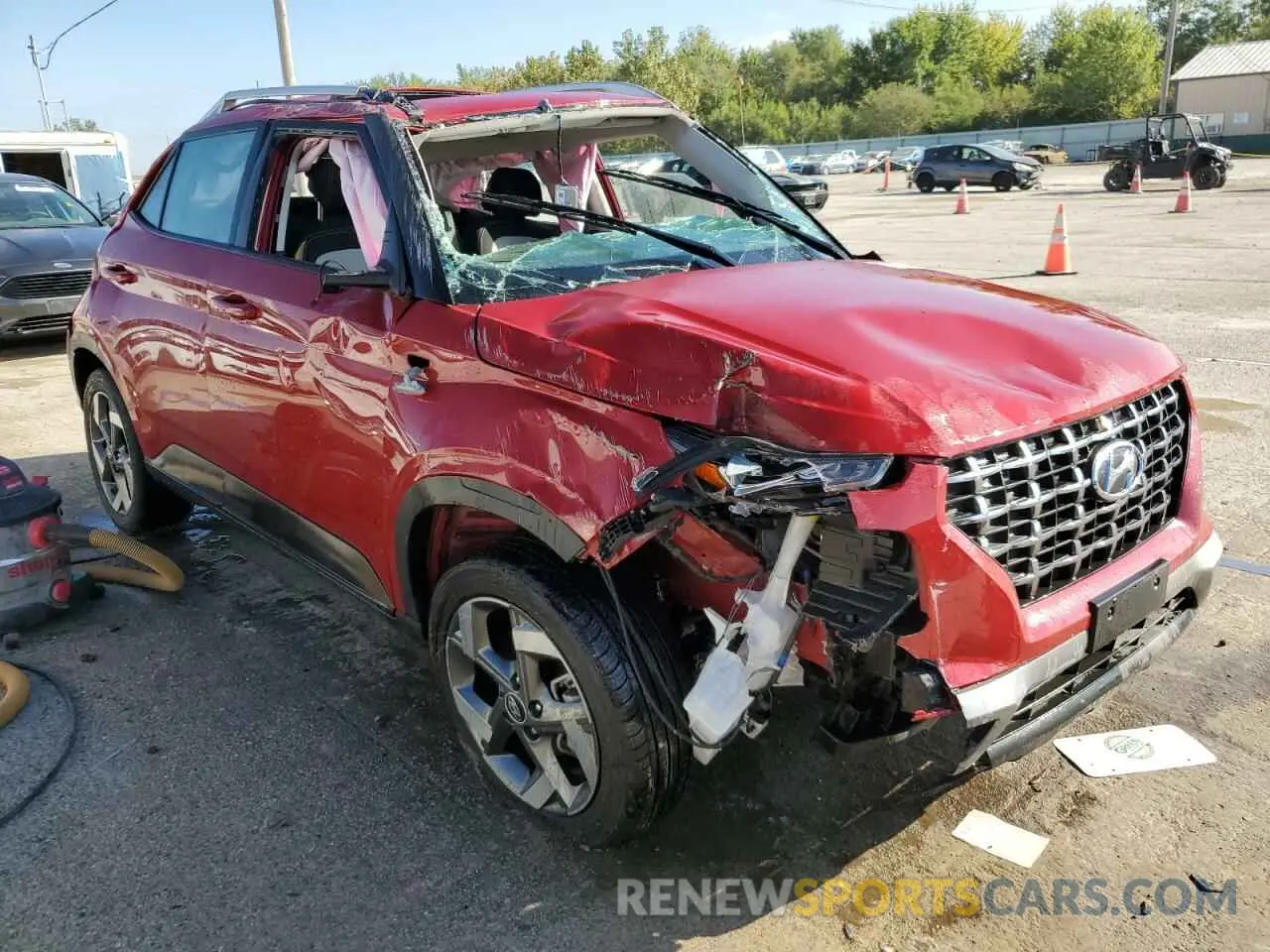 4 Photograph of a damaged car KMHRC8A37NU163312 HYUNDAI VENUE 2022