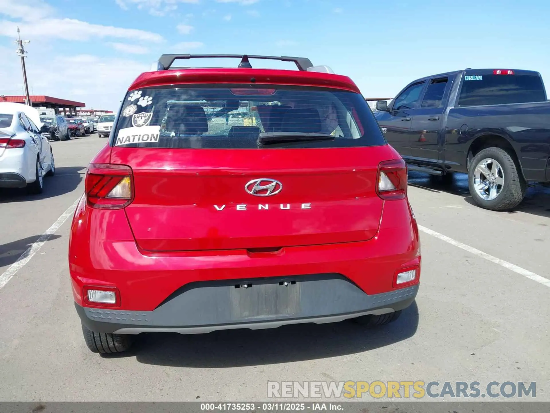 16 Photograph of a damaged car KMHRC8A37NU177565 HYUNDAI VENUE 2022