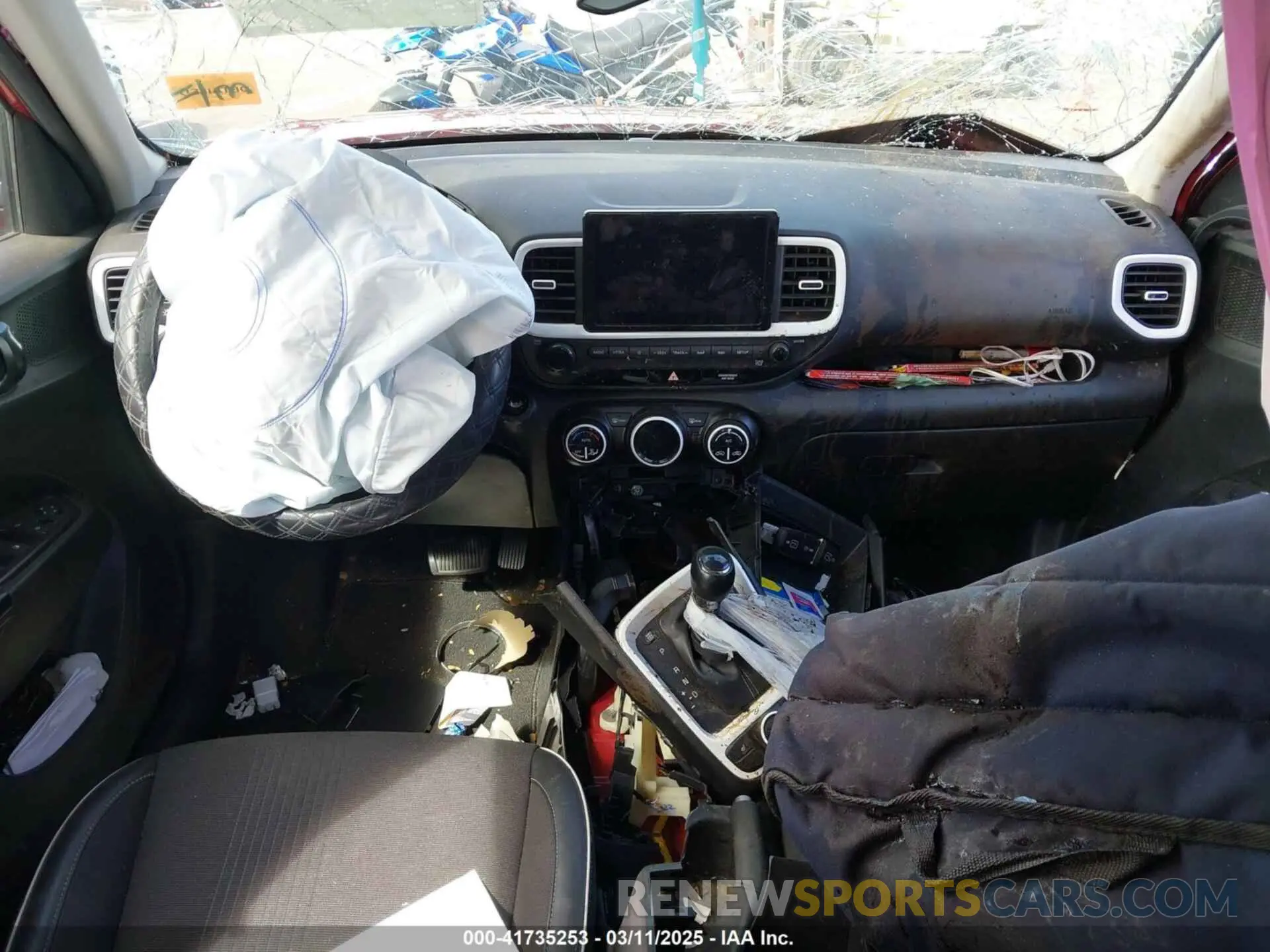 5 Photograph of a damaged car KMHRC8A37NU177565 HYUNDAI VENUE 2022