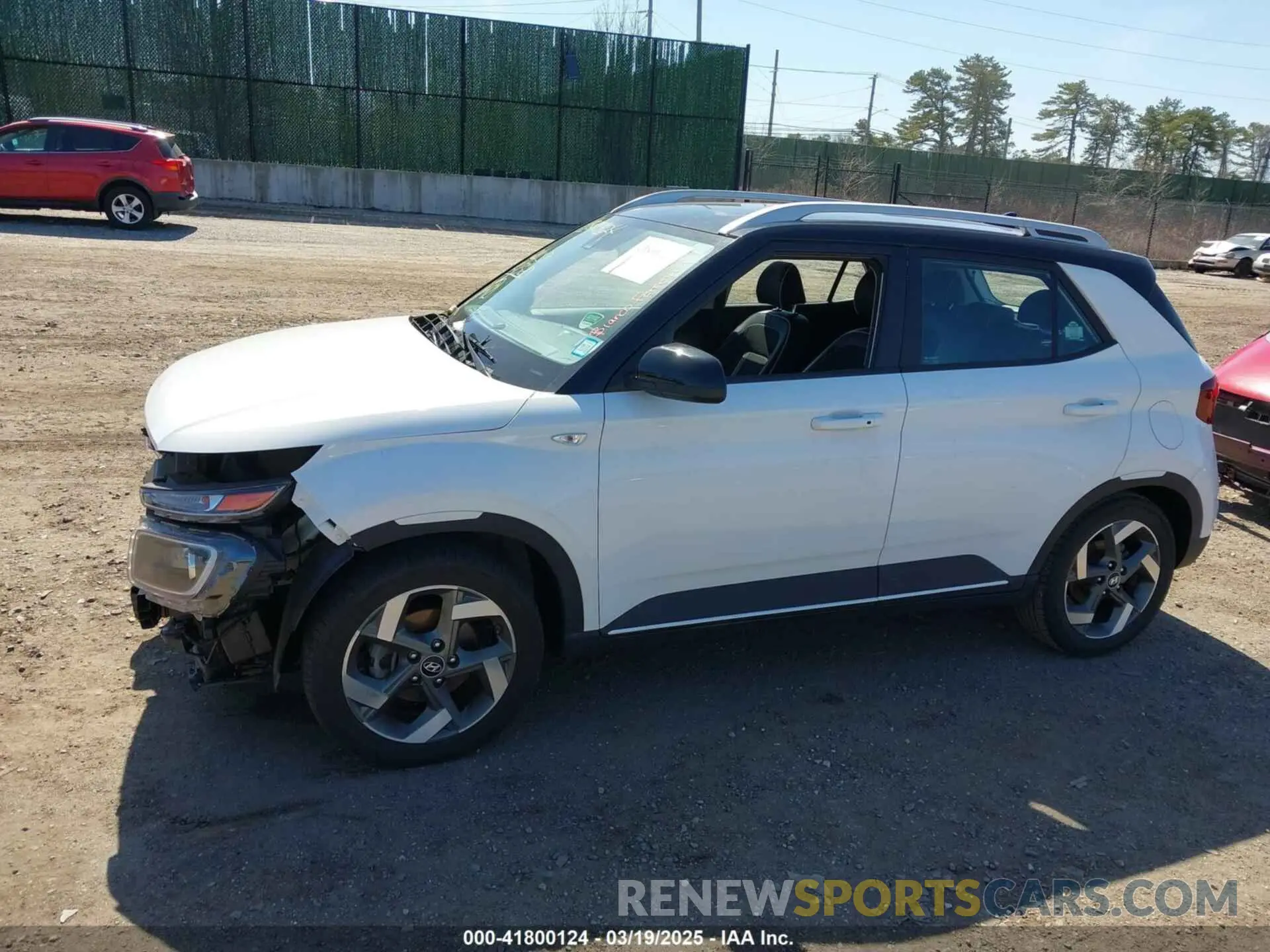 14 Photograph of a damaged car KMHRC8A37NU186508 HYUNDAI VENUE 2022
