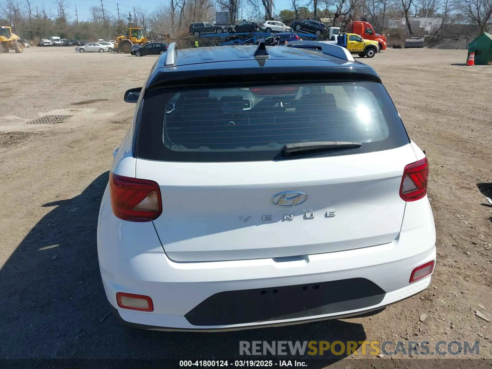 16 Photograph of a damaged car KMHRC8A37NU186508 HYUNDAI VENUE 2022