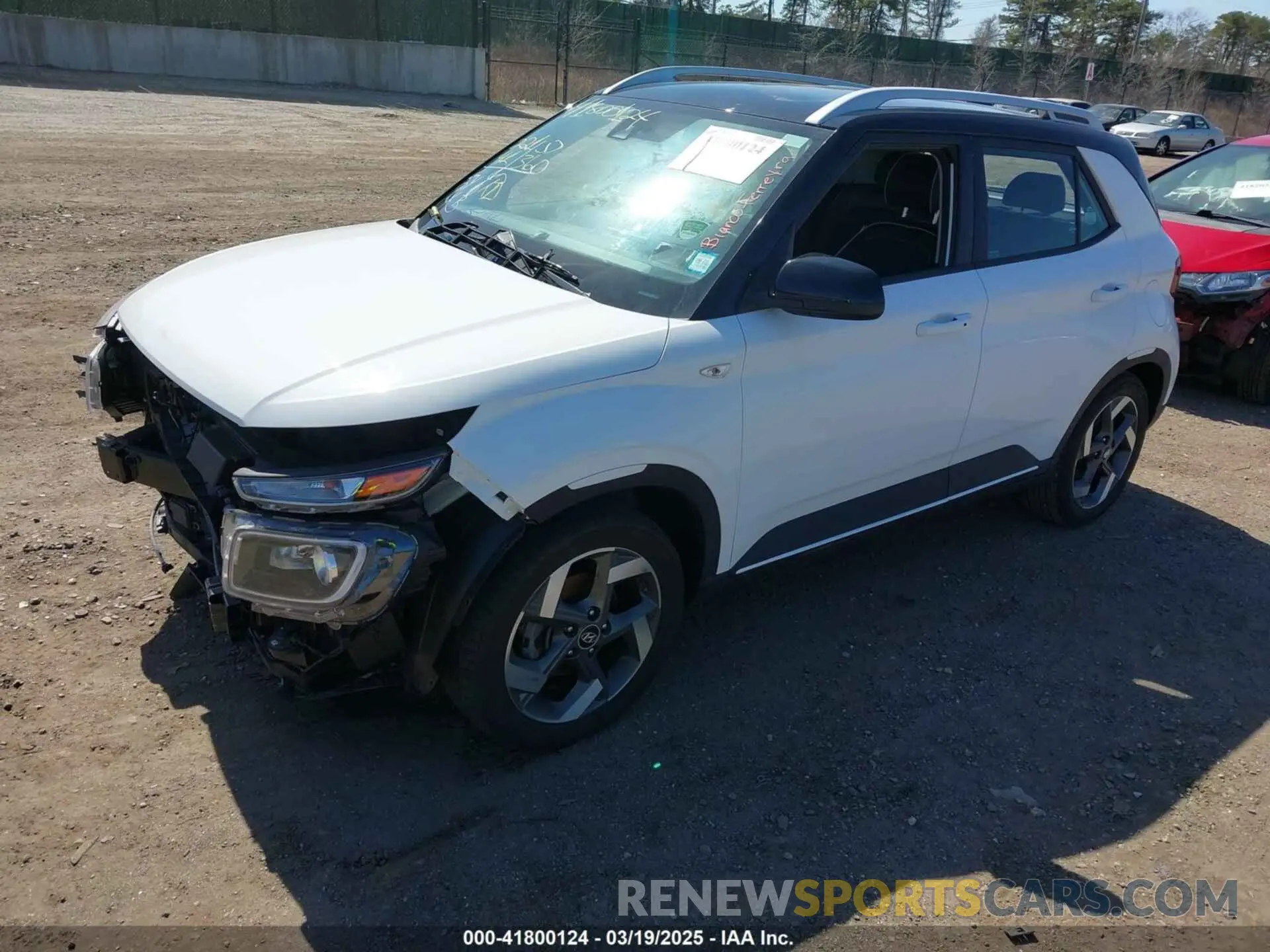 2 Photograph of a damaged car KMHRC8A37NU186508 HYUNDAI VENUE 2022