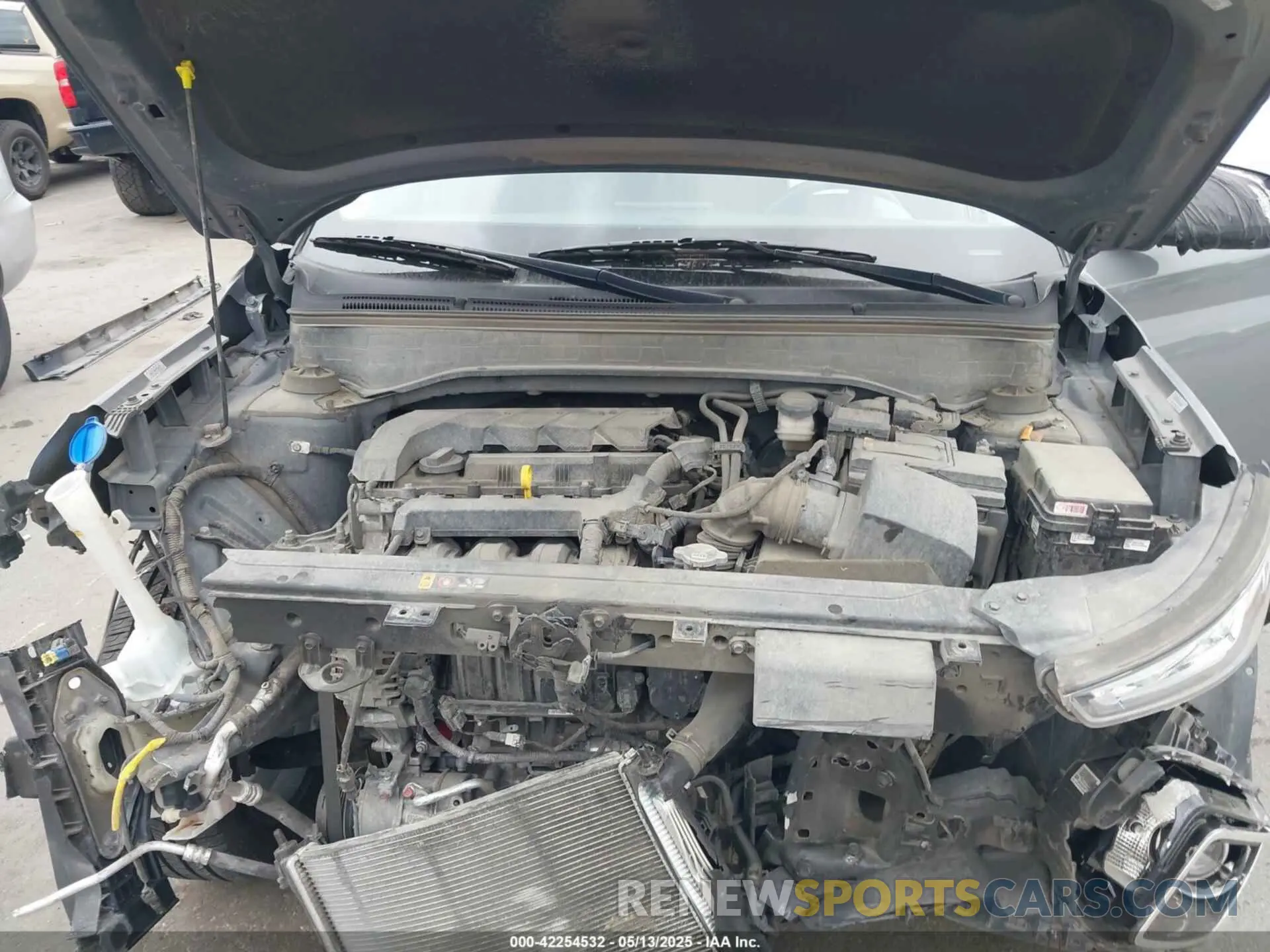 10 Photograph of a damaged car KMHRC8A38NU132294 HYUNDAI VENUE 2022