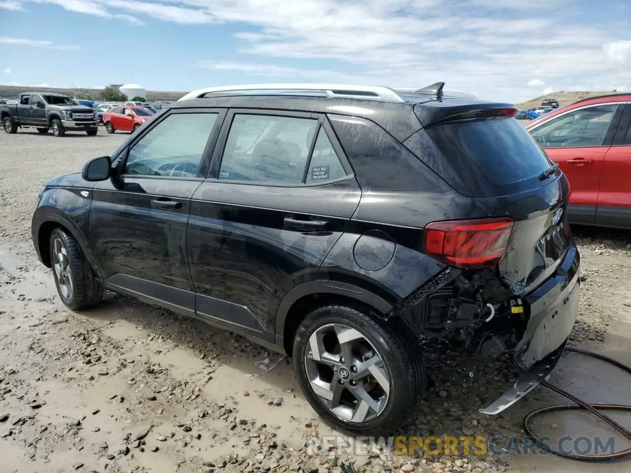2 Photograph of a damaged car KMHRC8A39NU132059 HYUNDAI VENUE 2022