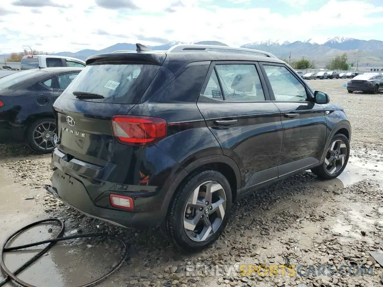 3 Photograph of a damaged car KMHRC8A39NU132059 HYUNDAI VENUE 2022