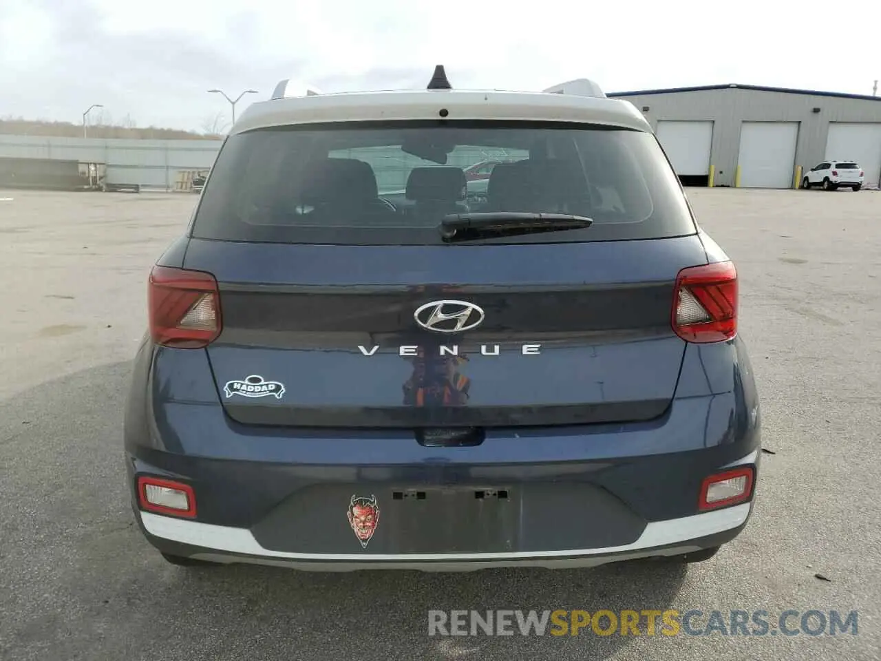 6 Photograph of a damaged car KMHRC8A39NU145796 HYUNDAI VENUE 2022