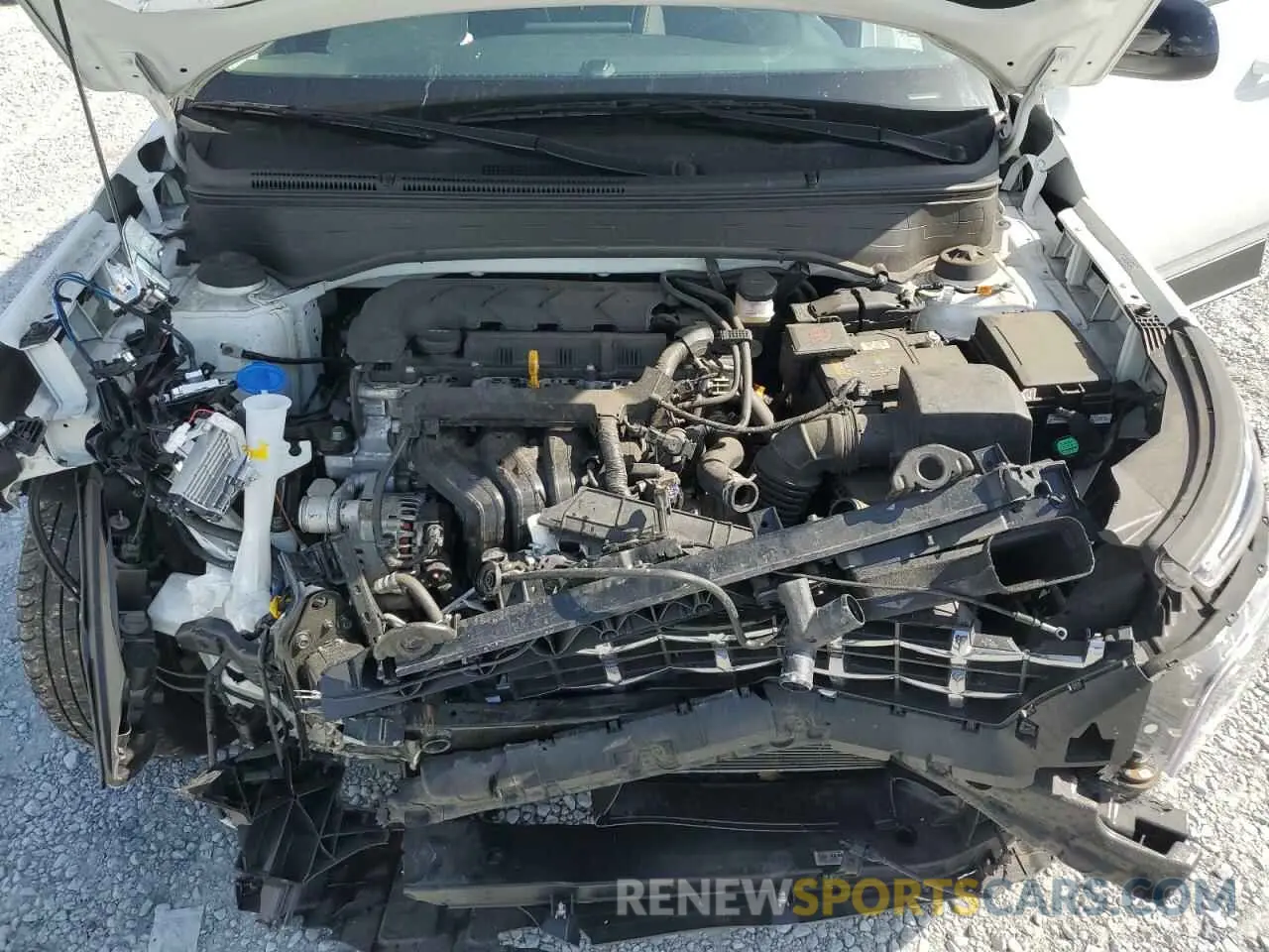 13 Photograph of a damaged car KMHRC8A39NU189331 HYUNDAI VENUE 2022