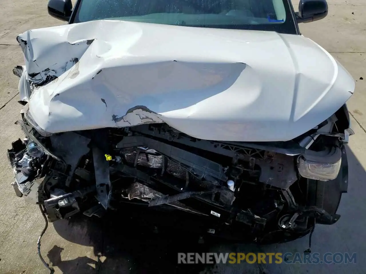 12 Photograph of a damaged car KMHRC8A3XNU167967 HYUNDAI VENUE 2022