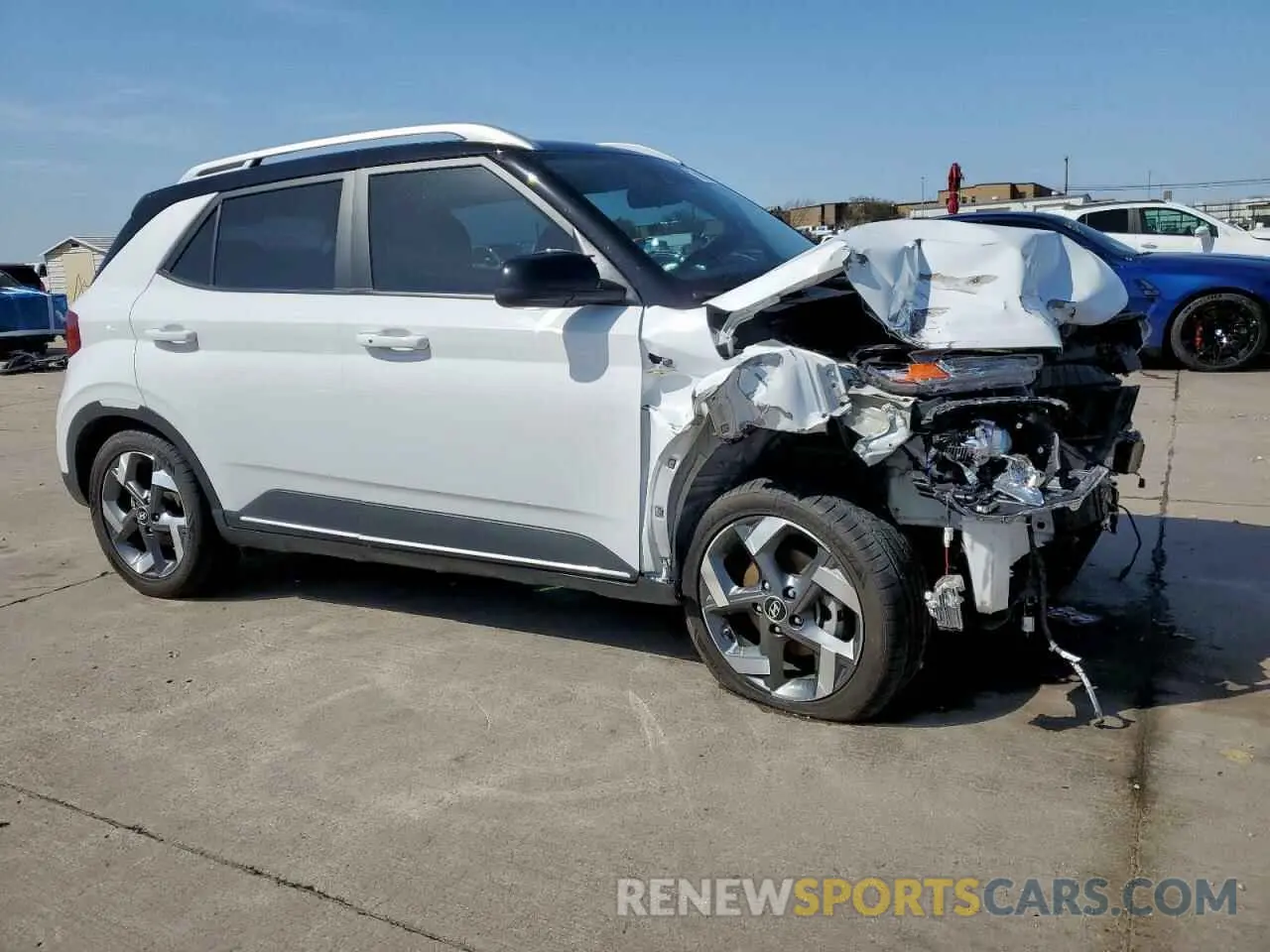 4 Photograph of a damaged car KMHRC8A3XNU167967 HYUNDAI VENUE 2022