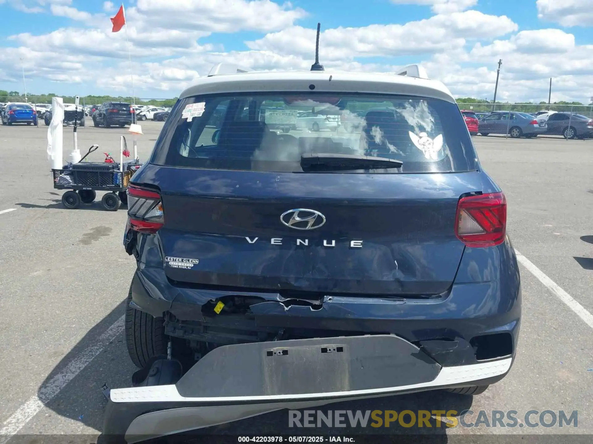 17 Photograph of a damaged car KMHRC8A31PU231994 HYUNDAI VENUE 2023