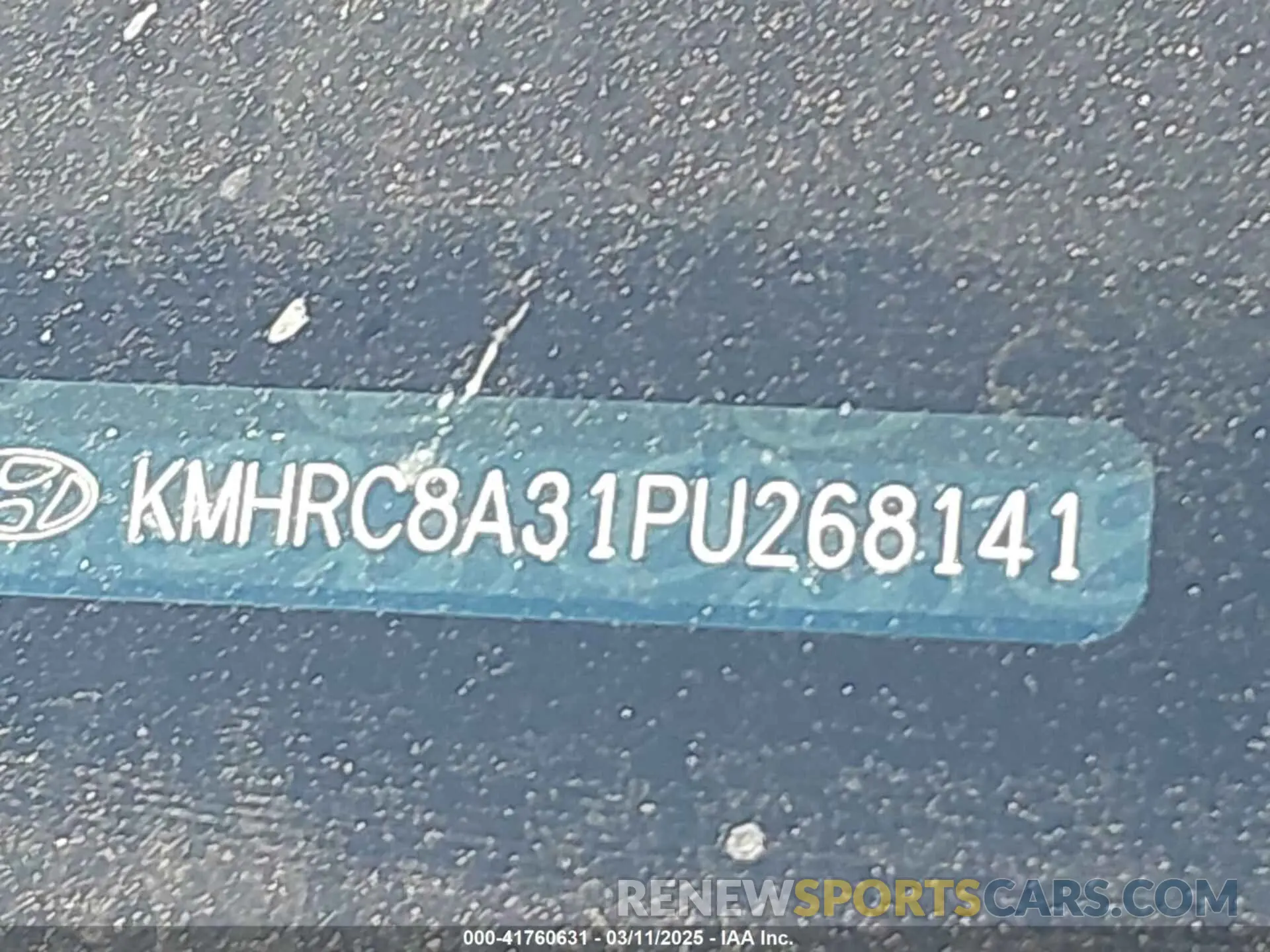 18 Photograph of a damaged car KMHRC8A31PU268141 HYUNDAI VENUE 2023