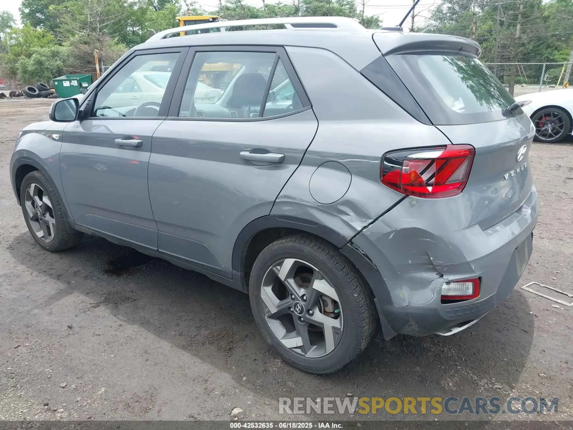 3 Photograph of a damaged car KMHRC8A33PU237232 HYUNDAI VENUE 2023