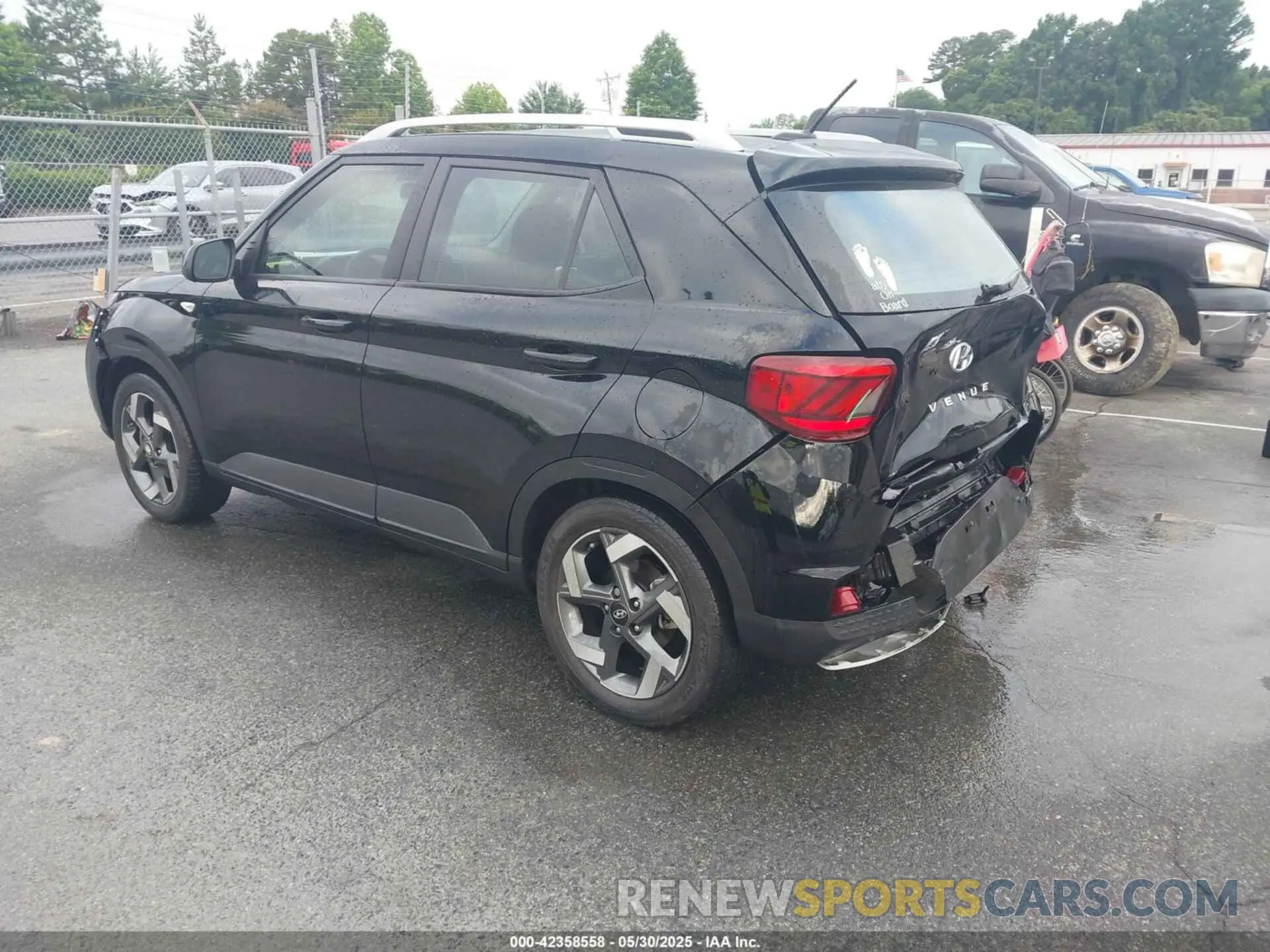 3 Photograph of a damaged car KMHRC8A35PU221596 HYUNDAI VENUE 2023