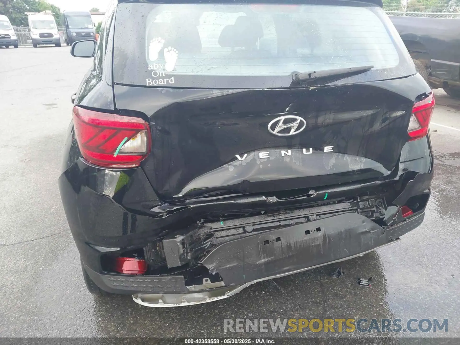 6 Photograph of a damaged car KMHRC8A35PU221596 HYUNDAI VENUE 2023