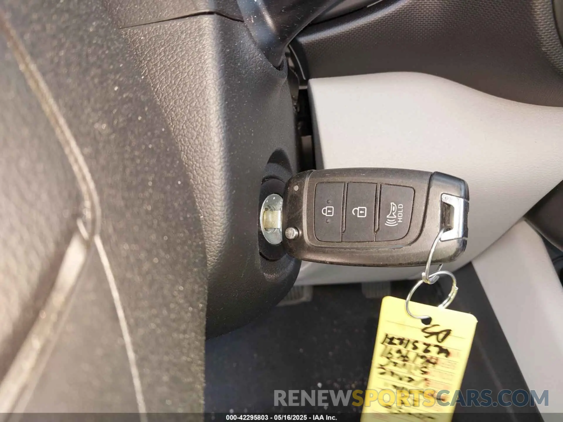 11 Photograph of a damaged car KMHRC8A35PU231271 HYUNDAI VENUE 2023