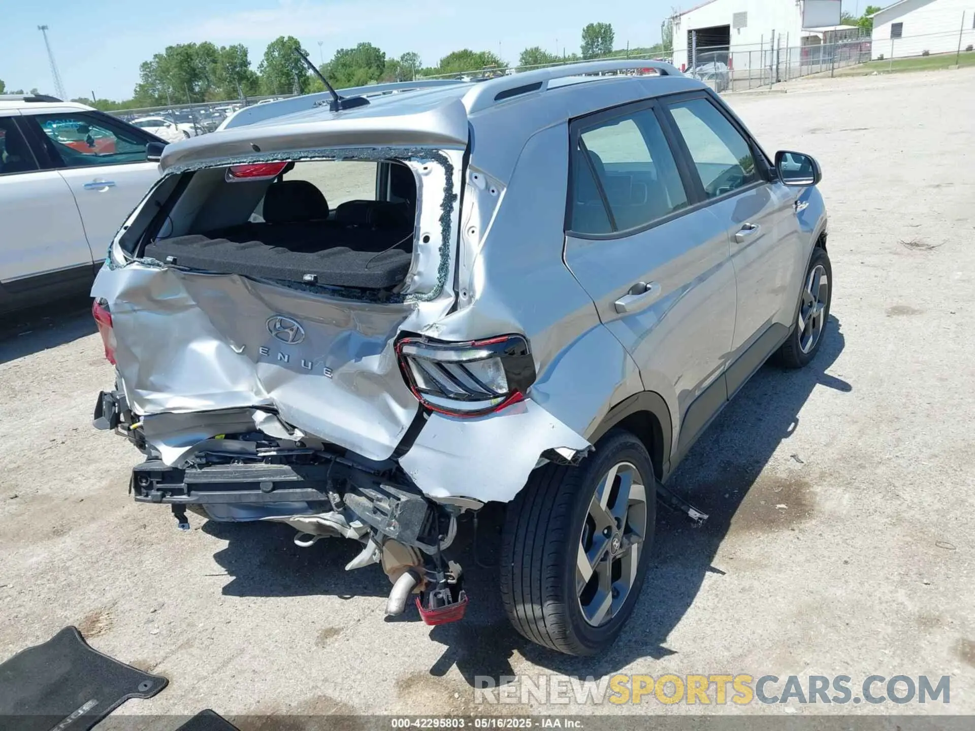 4 Photograph of a damaged car KMHRC8A35PU231271 HYUNDAI VENUE 2023