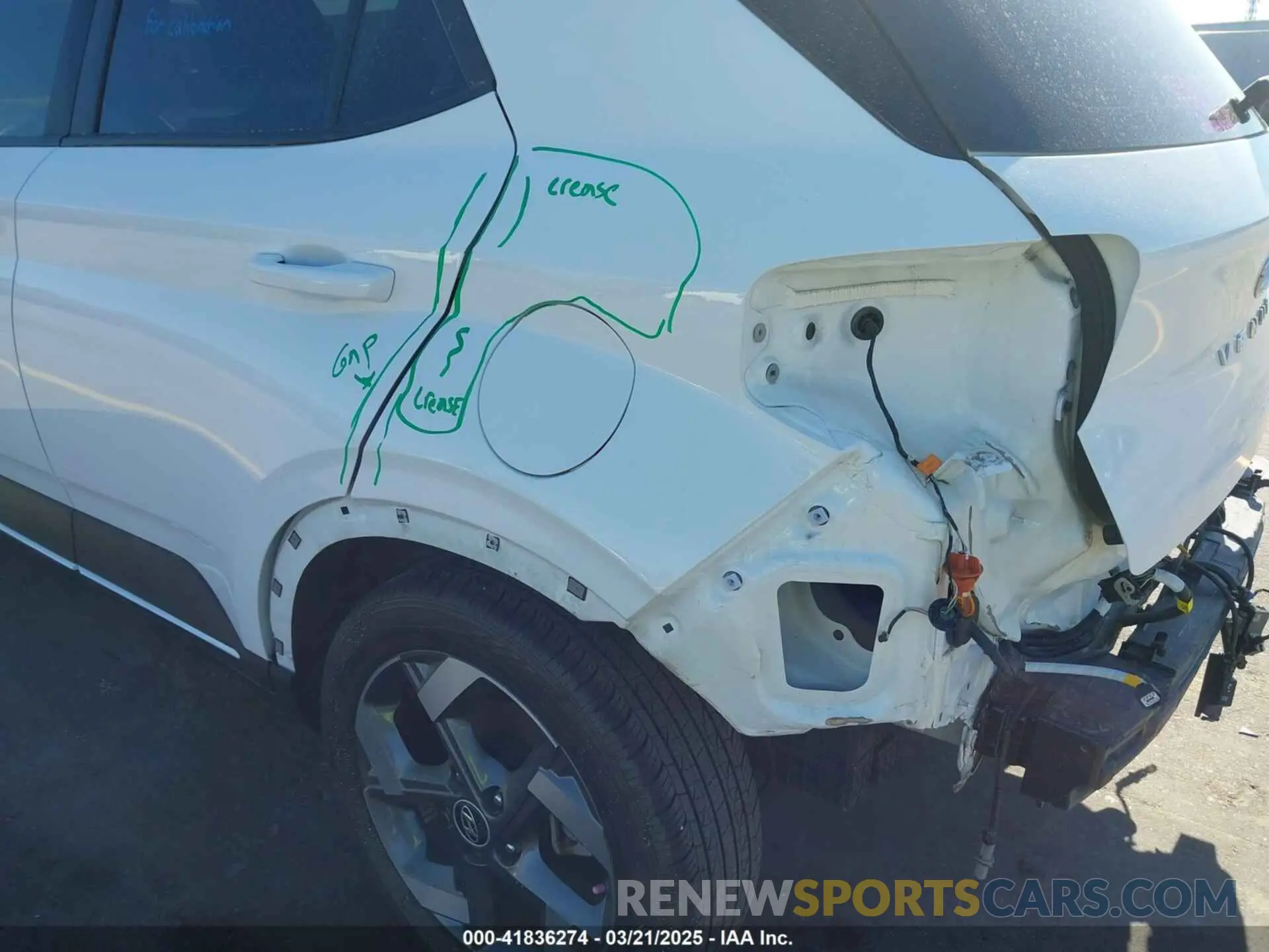 18 Photograph of a damaged car KMHRC8A36PU225589 HYUNDAI VENUE 2023