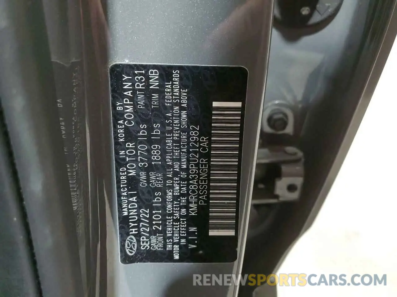 13 Photograph of a damaged car KMHRC8A39PU212982 HYUNDAI VENUE 2023