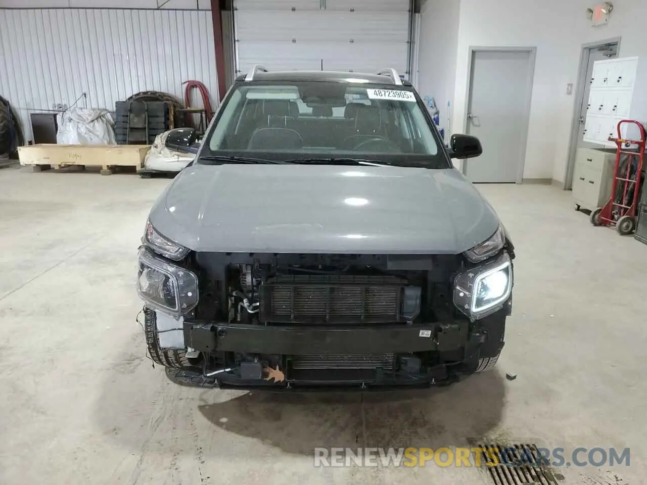5 Photograph of a damaged car KMHRC8A39PU212982 HYUNDAI VENUE 2023