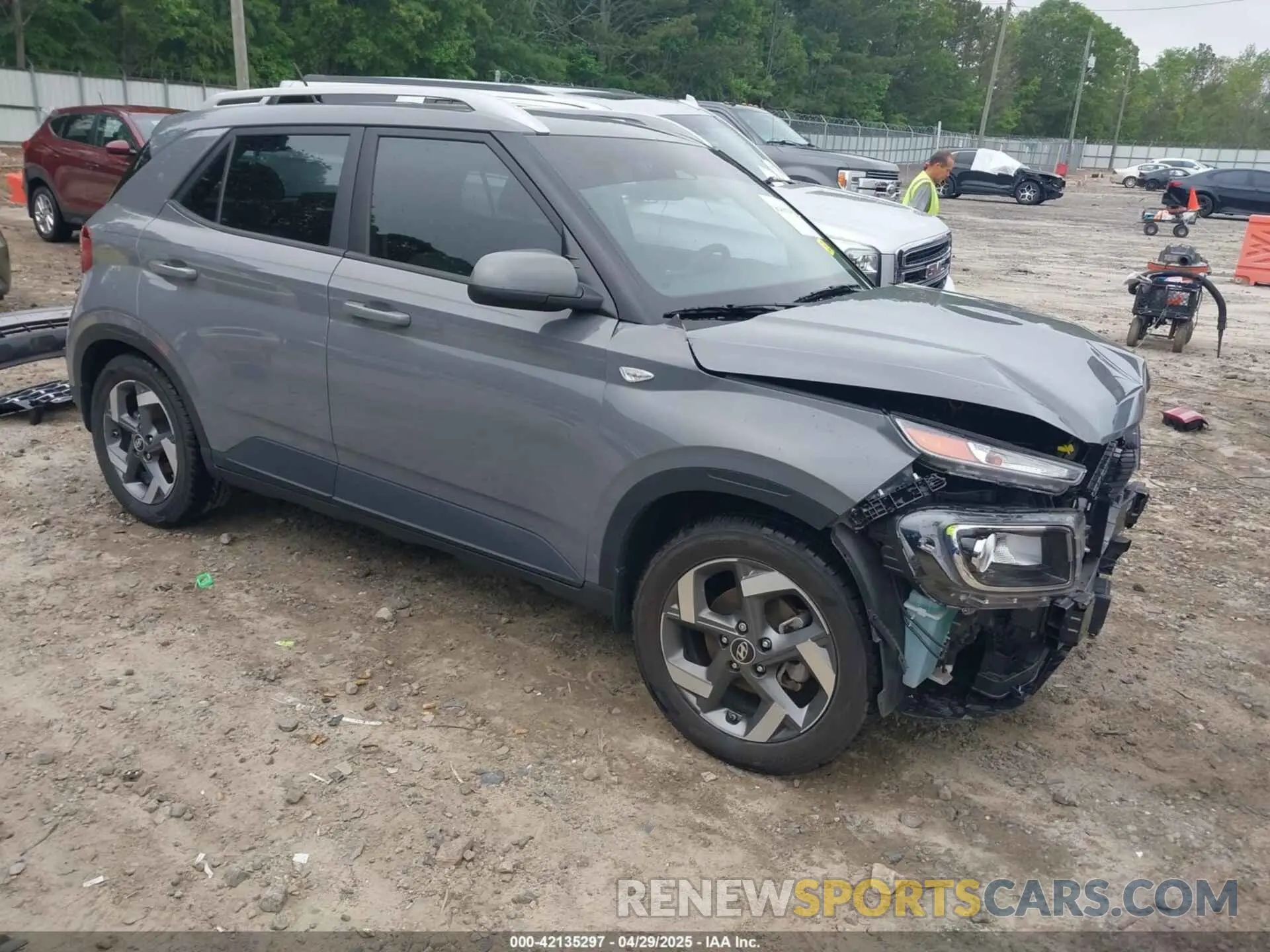 1 Photograph of a damaged car KMHRC8A3XPU232660 HYUNDAI VENUE 2023