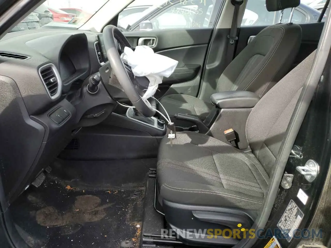 7 Photograph of a damaged car KMHRC8A3XPU249166 HYUNDAI VENUE 2023