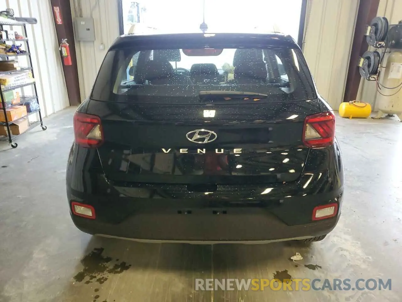 6 Photograph of a damaged car KMHRC8A30RU320524 HYUNDAI VENUE 2024