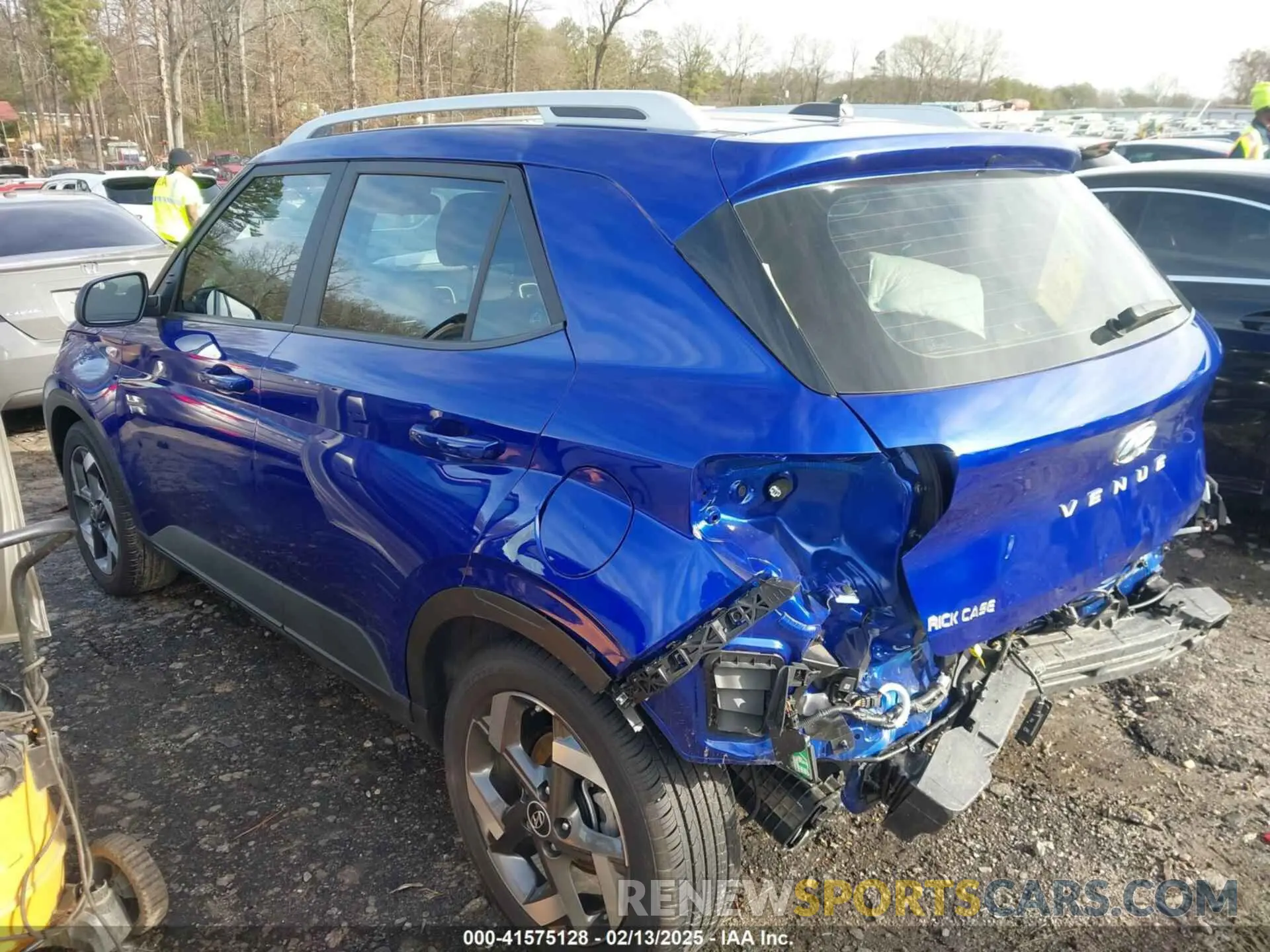 15 Photograph of a damaged car KMHRC8A31RU316286 HYUNDAI VENUE 2024