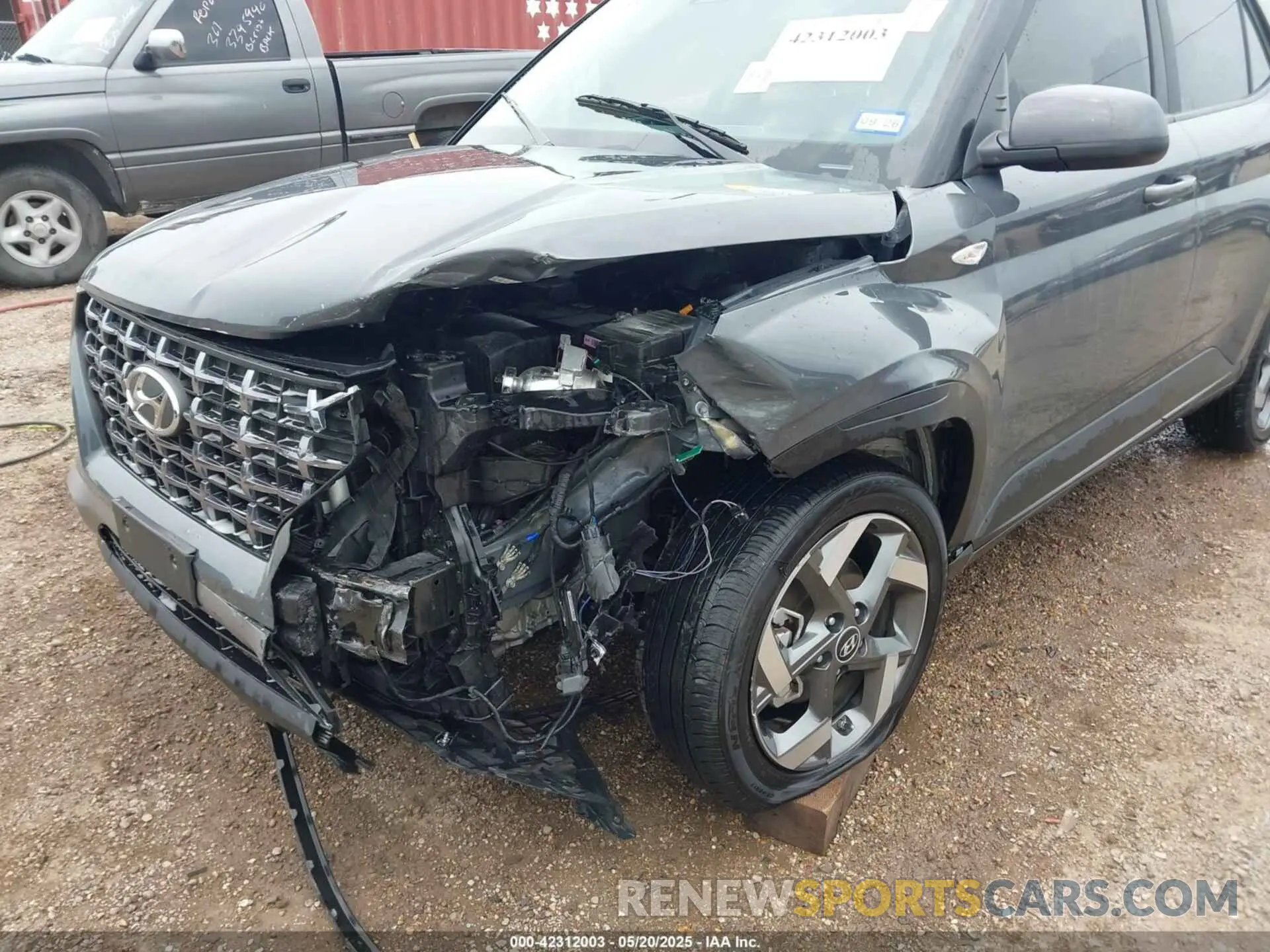 6 Photograph of a damaged car KMHRC8A32RU338023 HYUNDAI VENUE 2024