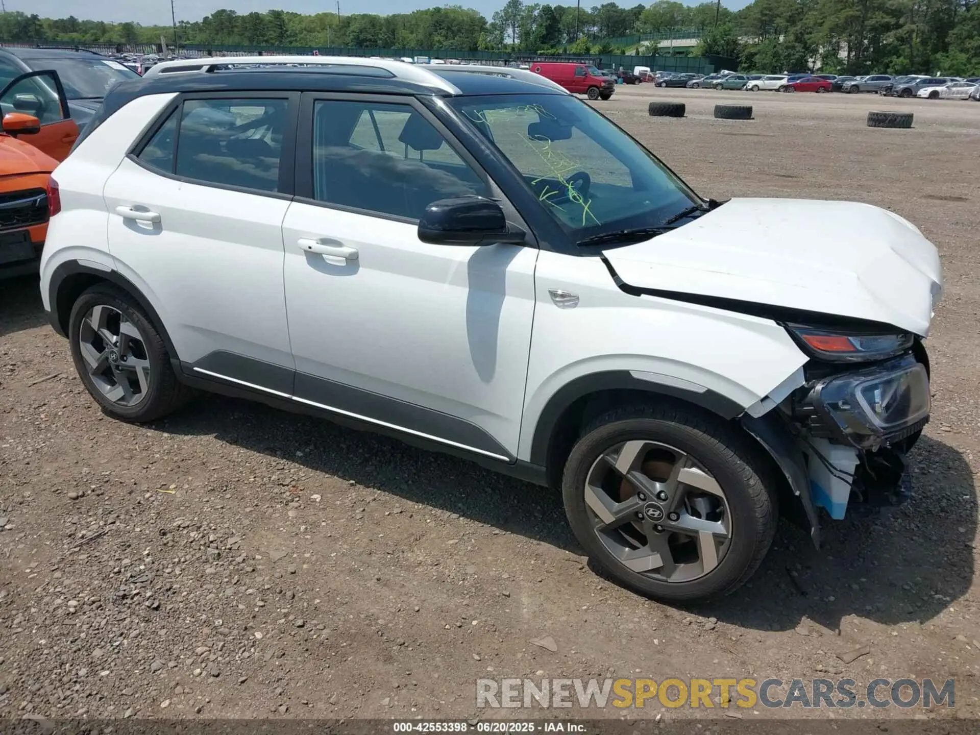 1 Photograph of a damaged car KMHRC8A33RU297093 HYUNDAI VENUE 2024