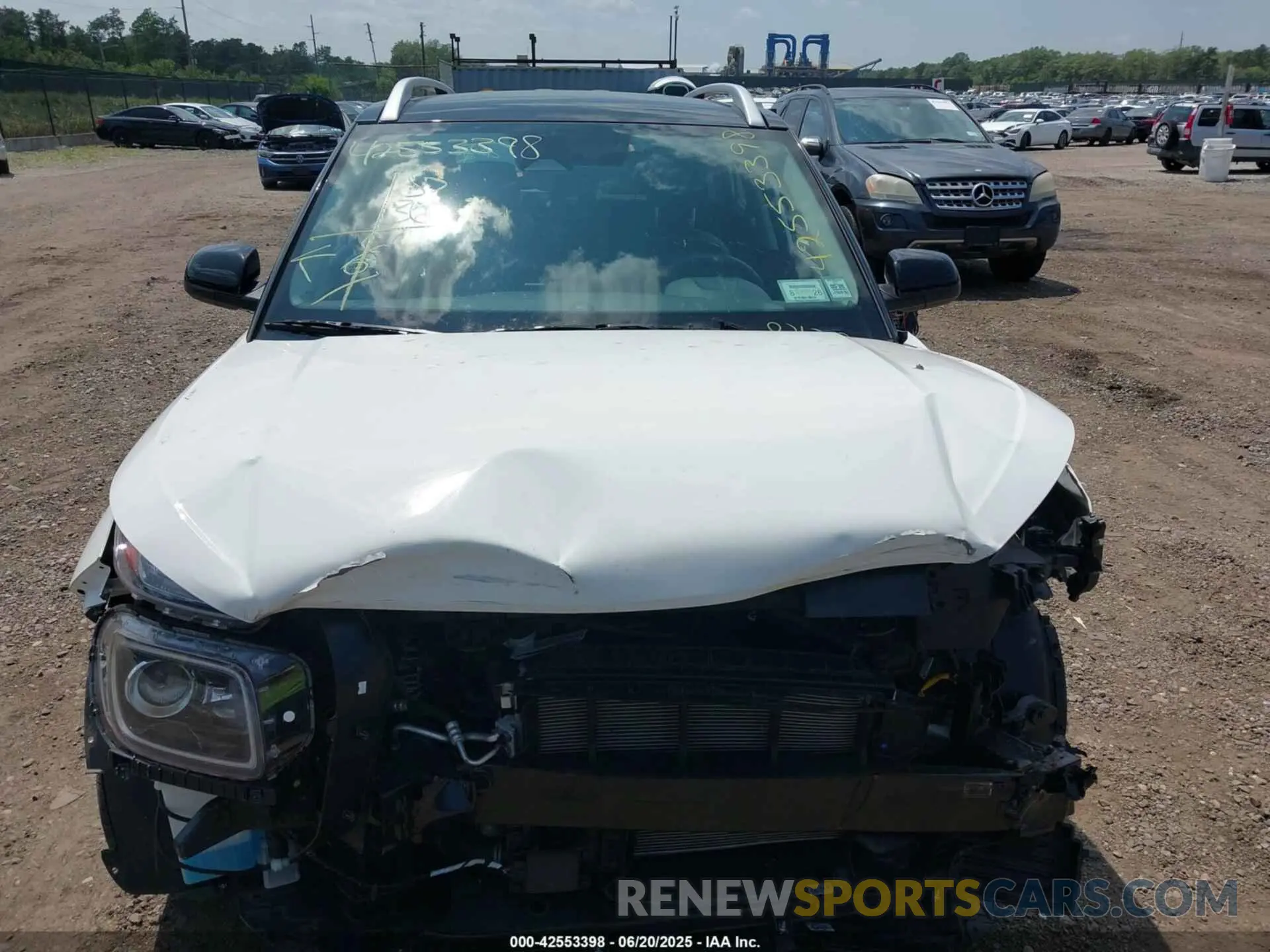 12 Photograph of a damaged car KMHRC8A33RU297093 HYUNDAI VENUE 2024