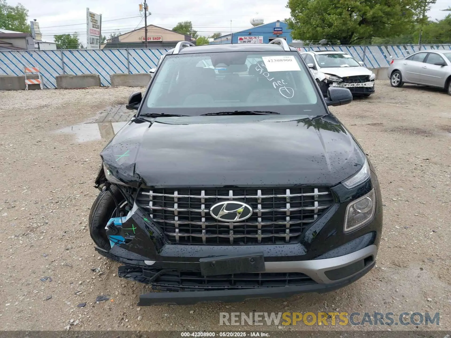 12 Photograph of a damaged car KMHRC8A33RU318511 HYUNDAI VENUE 2024
