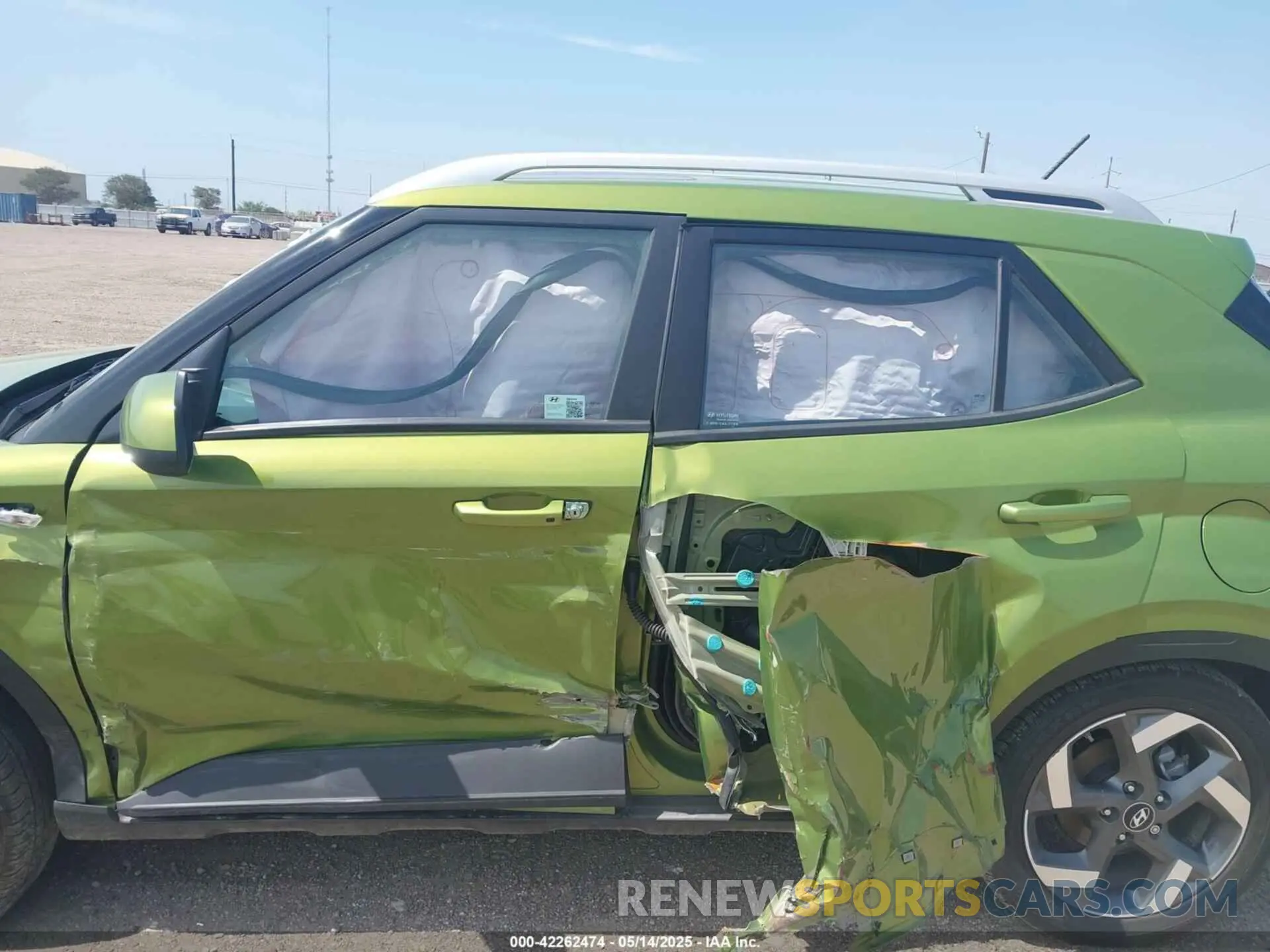 14 Photograph of a damaged car KMHRC8A34RU329050 HYUNDAI VENUE 2024