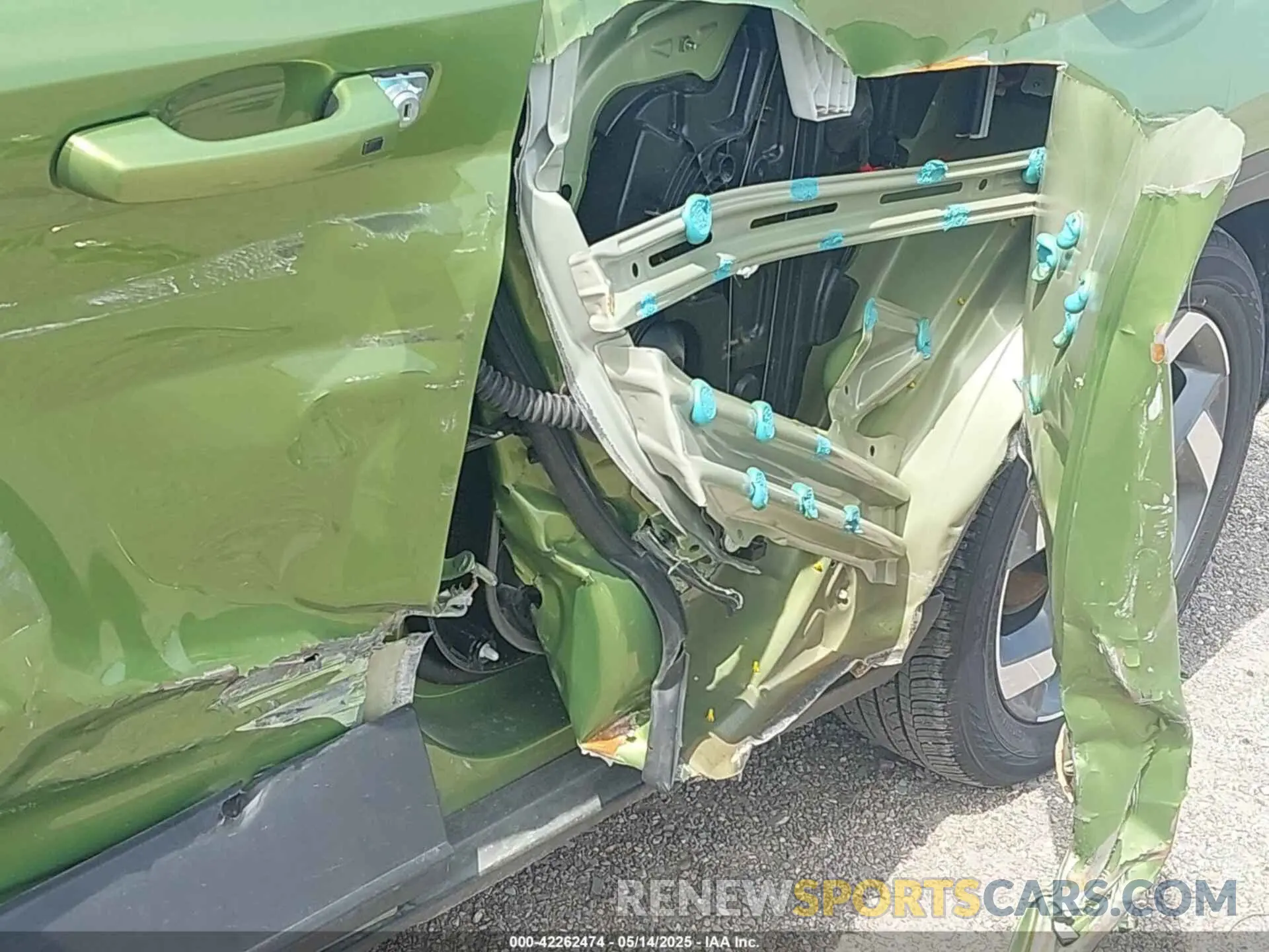 6 Photograph of a damaged car KMHRC8A34RU329050 HYUNDAI VENUE 2024