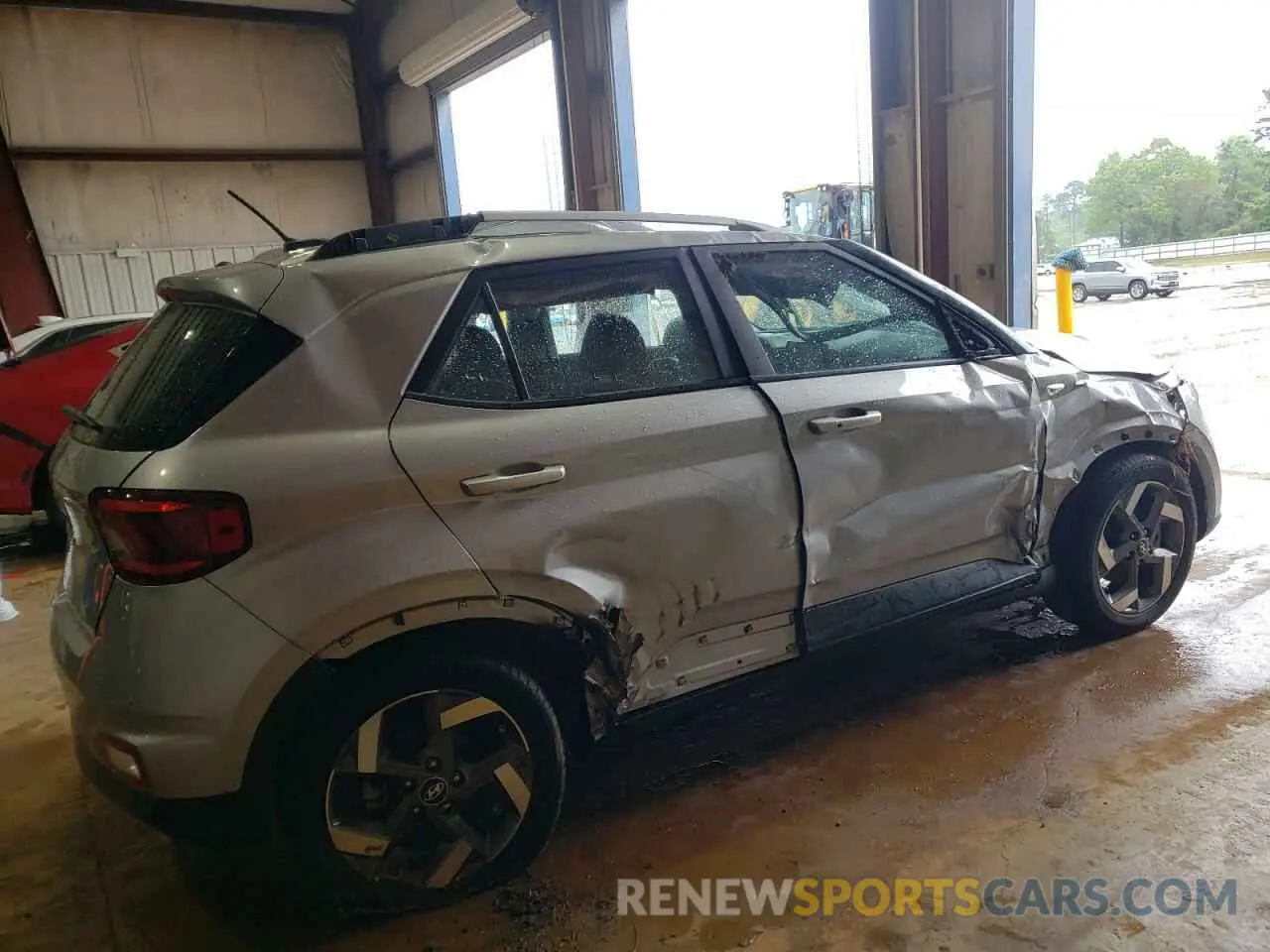 3 Photograph of a damaged car KMHRC8A36RU299632 HYUNDAI VENUE 2024